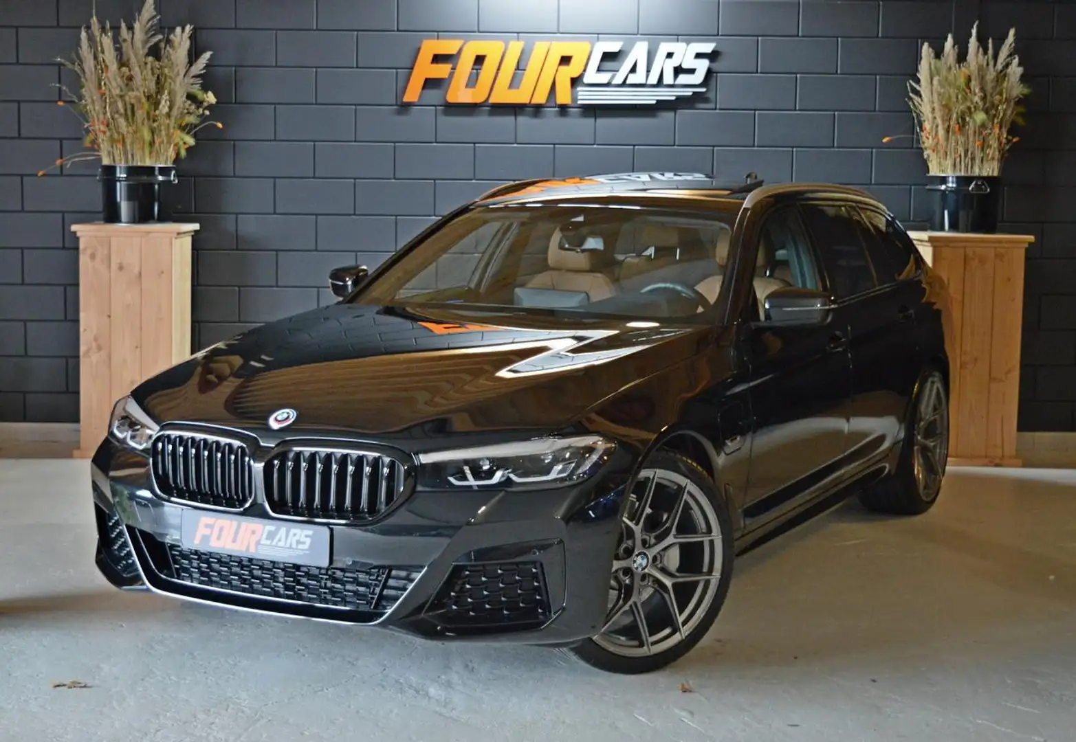 BMW 530 5-serie Touring 530e Business Edition Plus | 2023 Noir - 1
