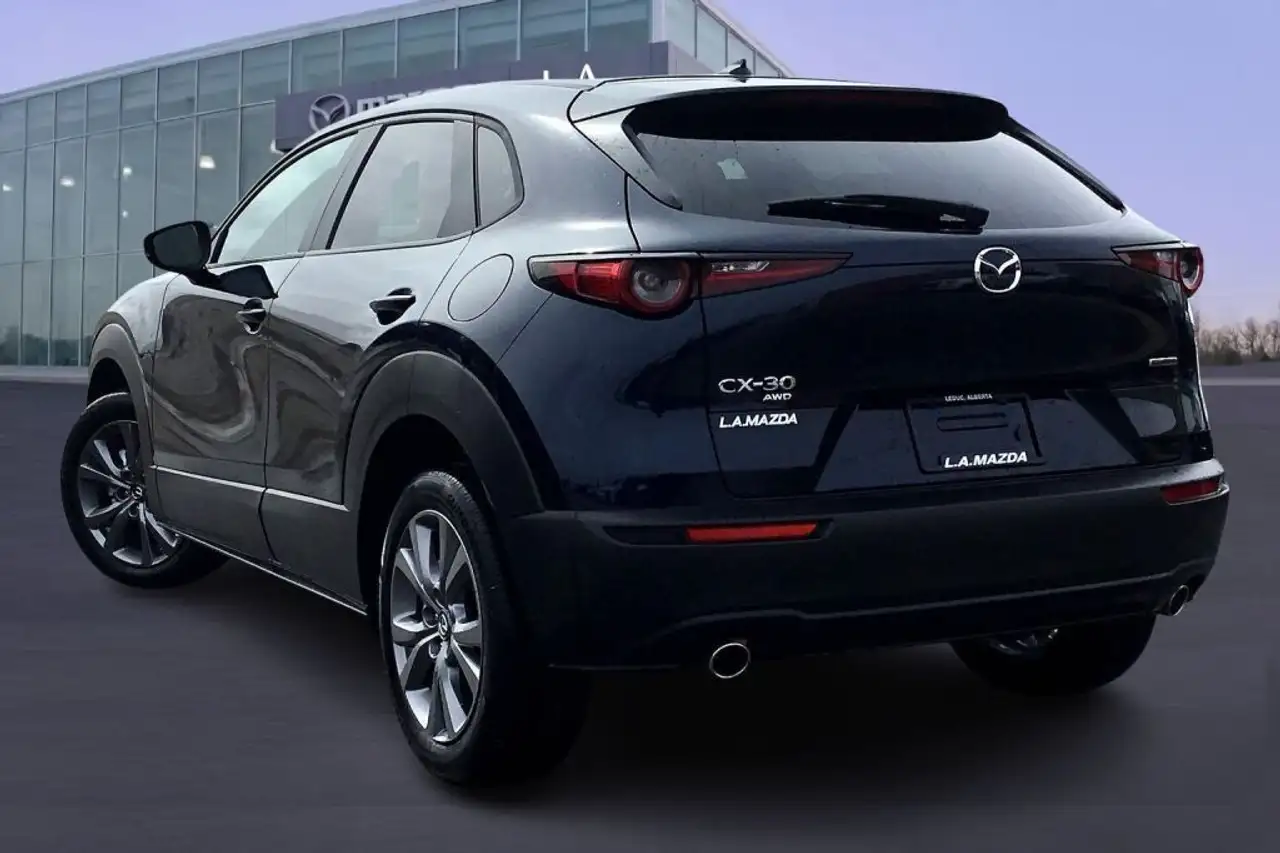 Mazda CX-30 снимка Mazda CX-30