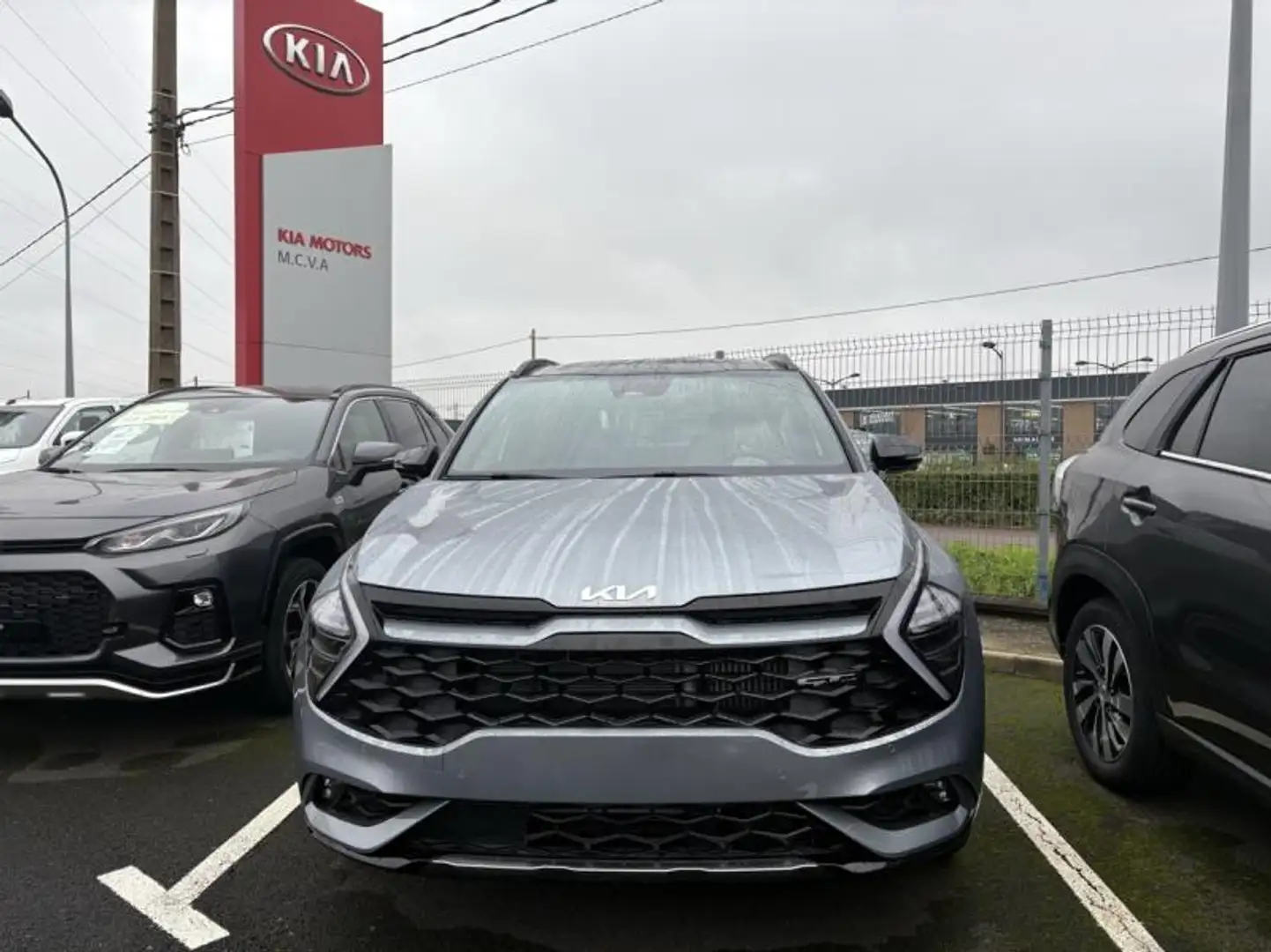 Kia Sportage 1.6 T-GDi 210ch HEV GT-Line Premium BVA6 Gris - 1
