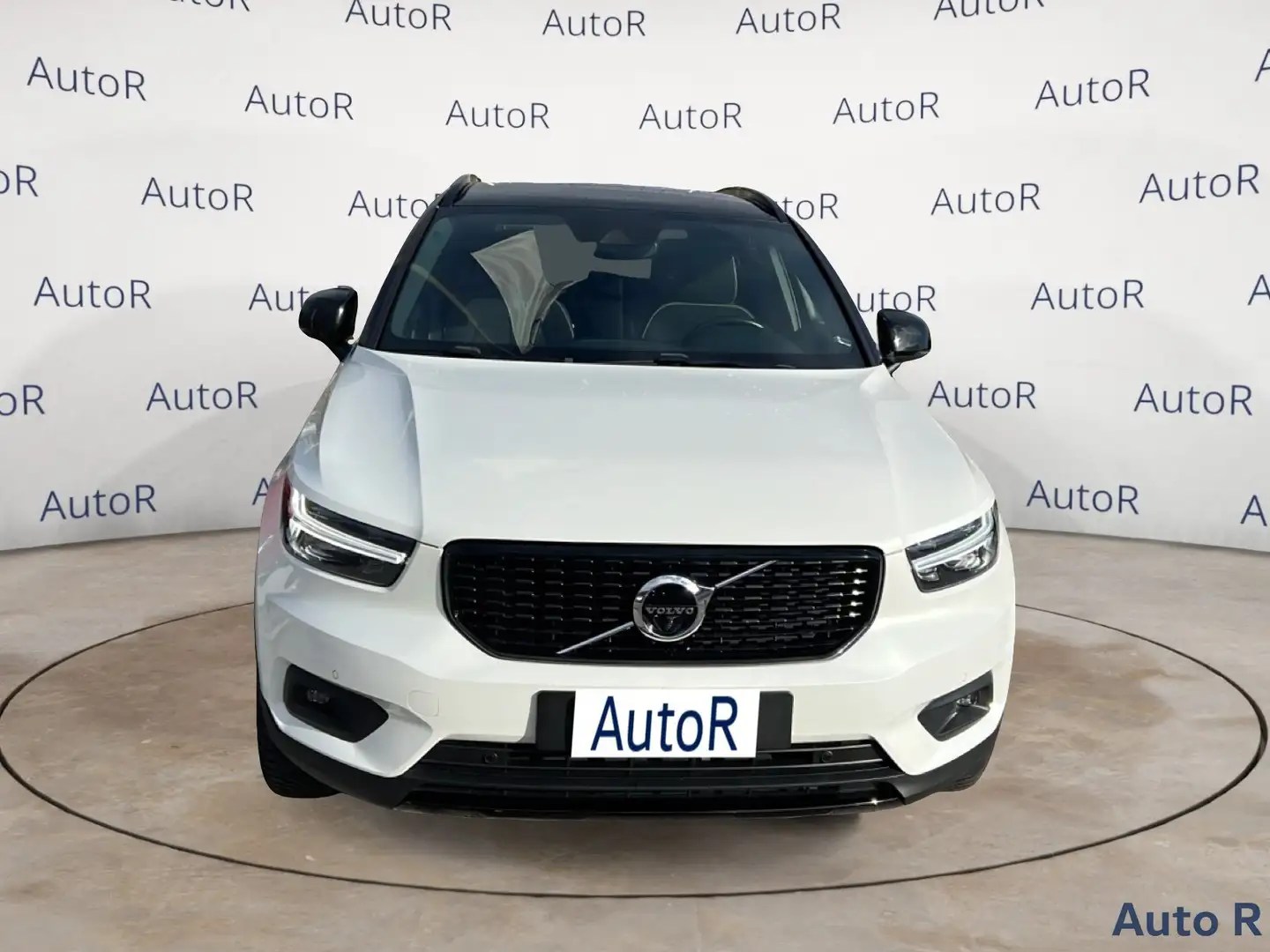 Volvo XC40 XC40 D3 AWD R-design Bianco - 2