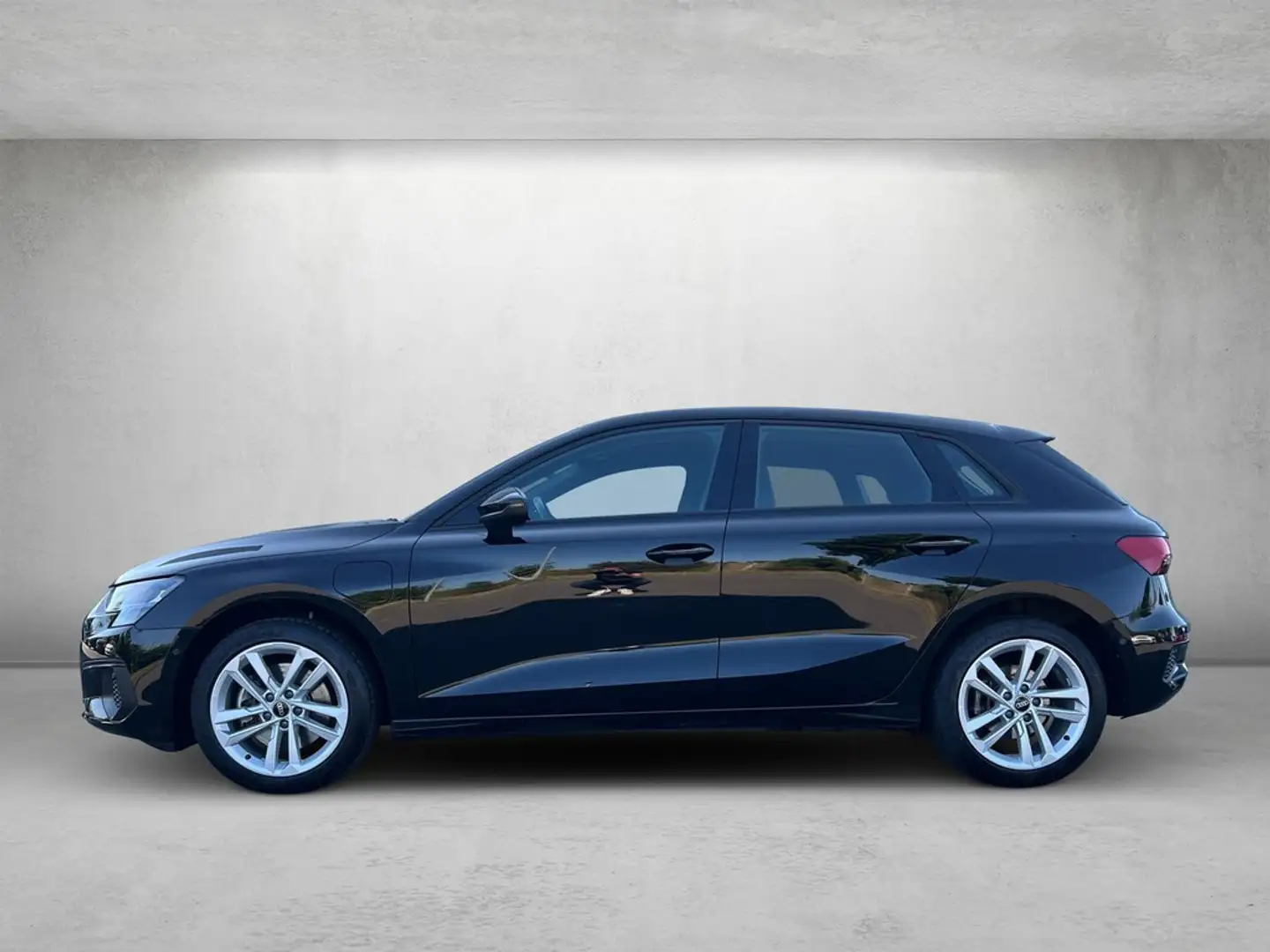 Audi A3 Sportback 40 TFSI e S tronic *Navi*Kamera*VC* Zwart - 2