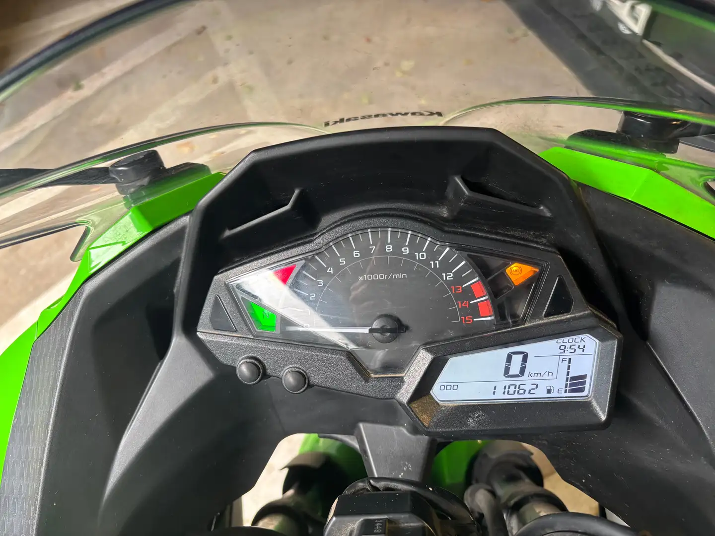 Kawasaki Ninja 300 ABS mit Mivv Auspuffanlage Zelená - 2