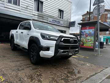 IV 4WD 2.8 D-4D 204 DOUBLE CABINE INVINCIBLE 4x4 BOITE MANUELLE