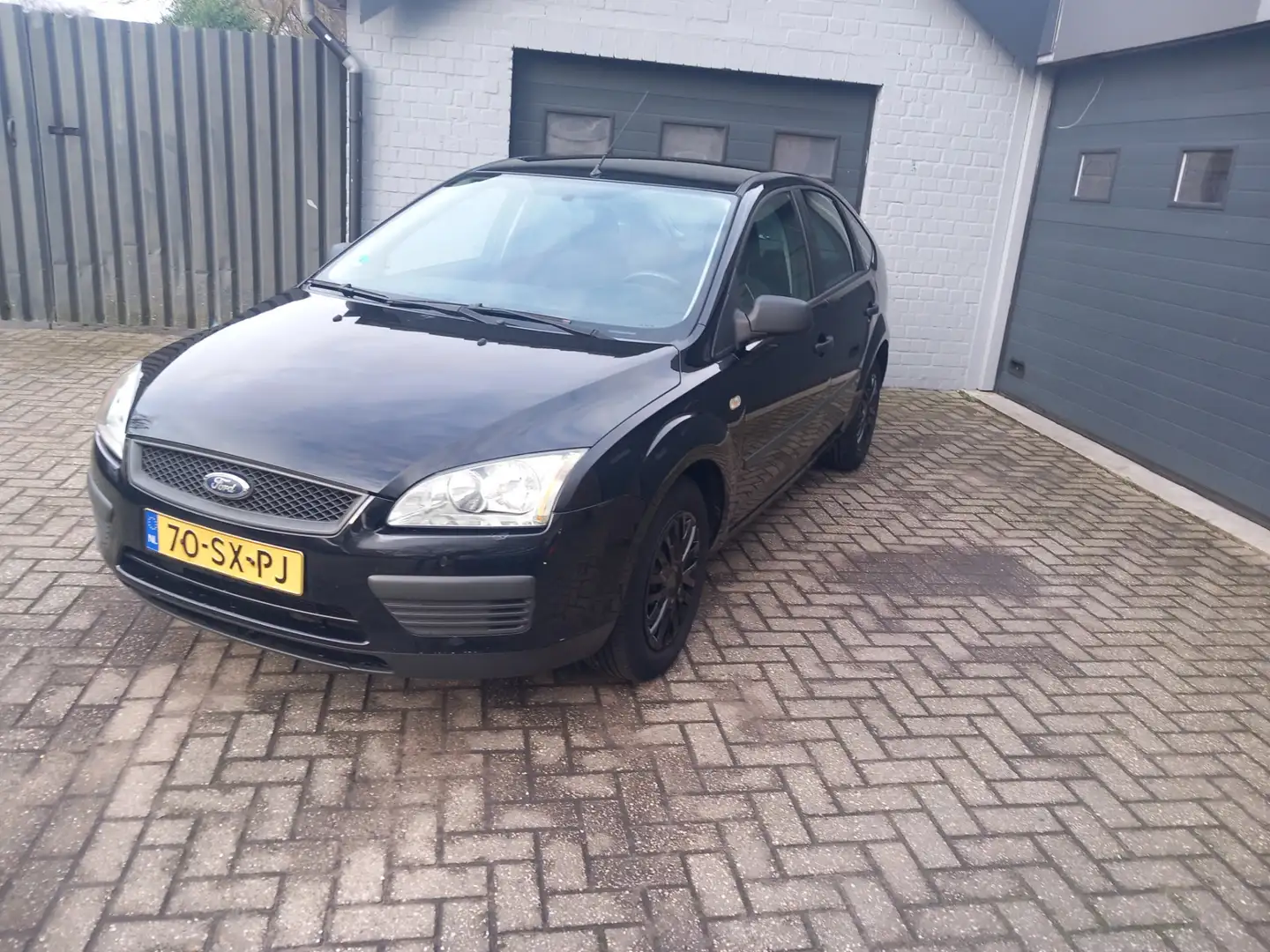 Ford Focus 1.6-16V Champion,Airco,Cruise control,Trekhaak Schwarz - 1