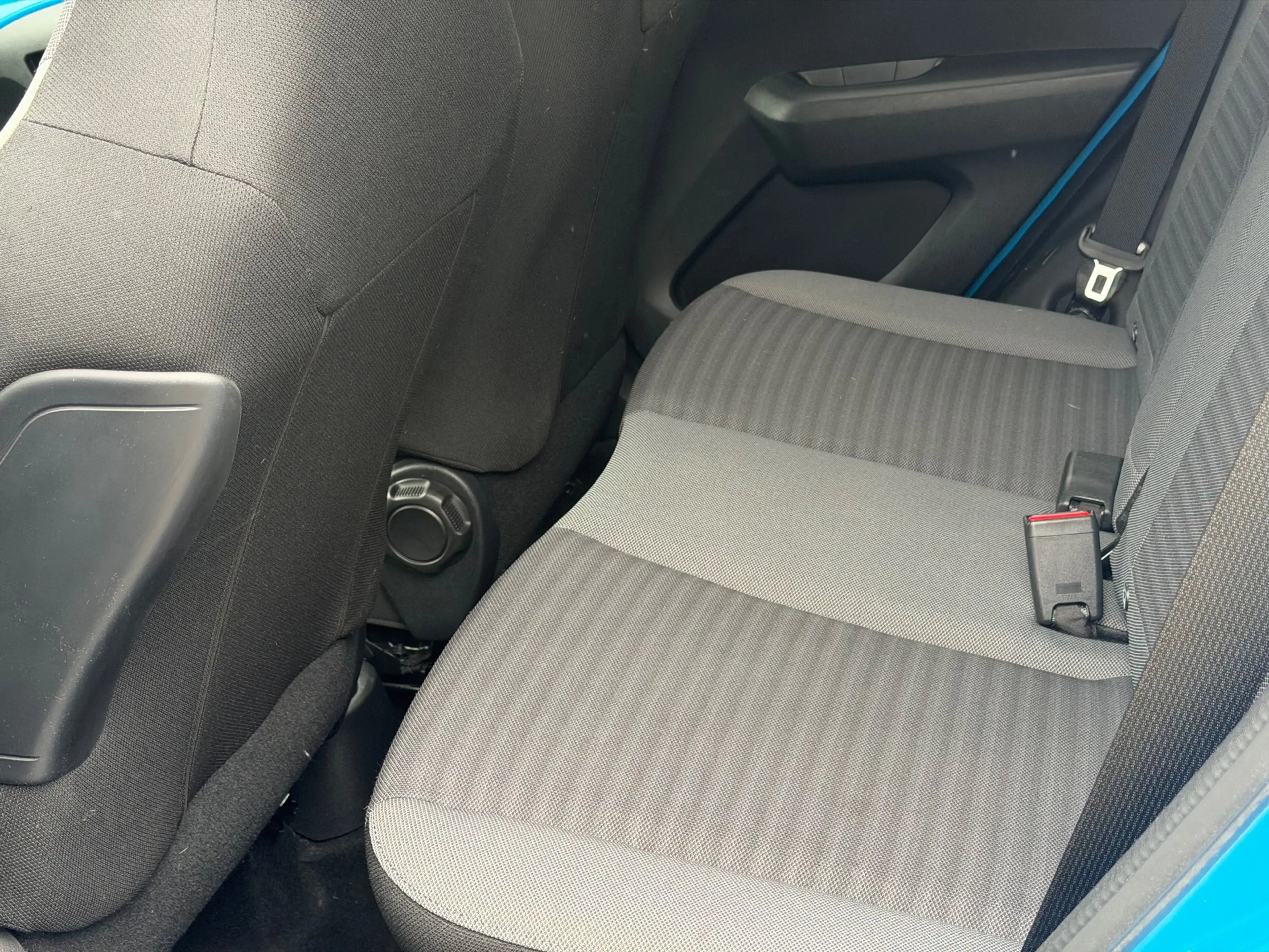 Toyota Aygo 1.0 VVT-i x-clusiv — photo 14
