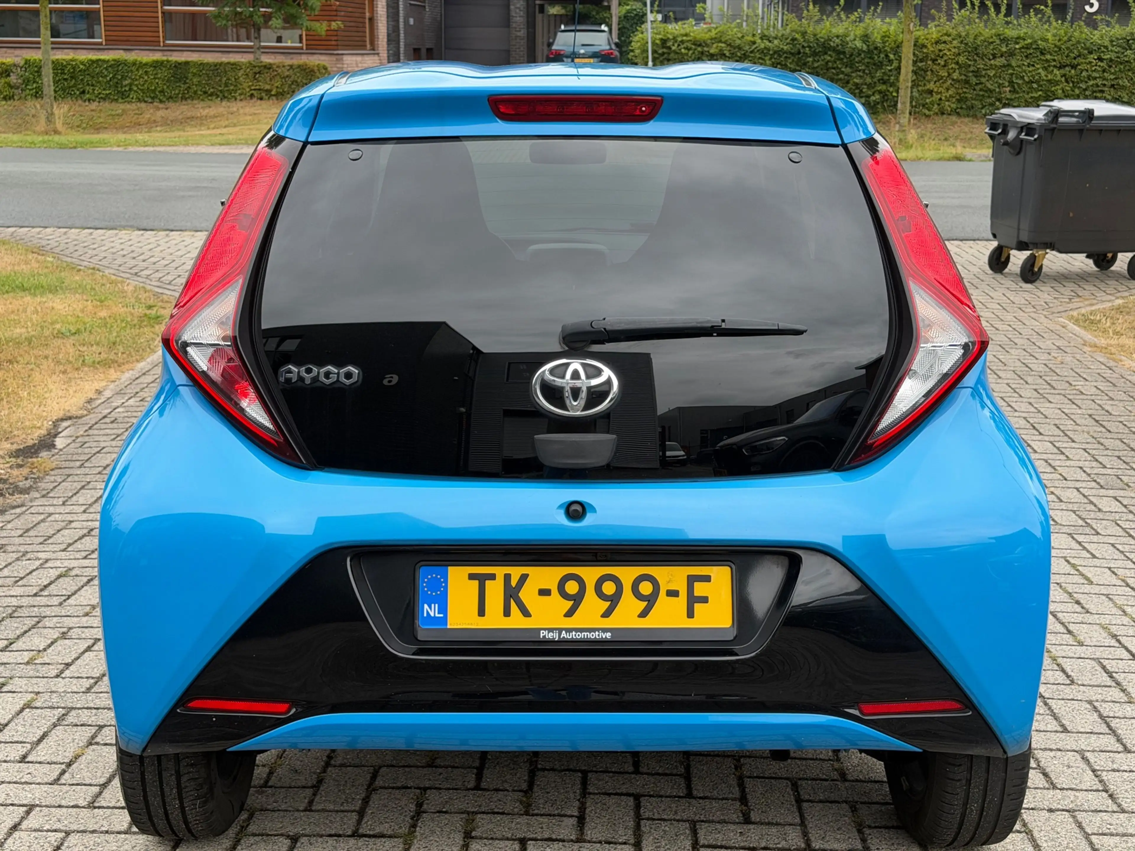Toyota Aygo 1.0 VVT-i x-clusiv — photo 17