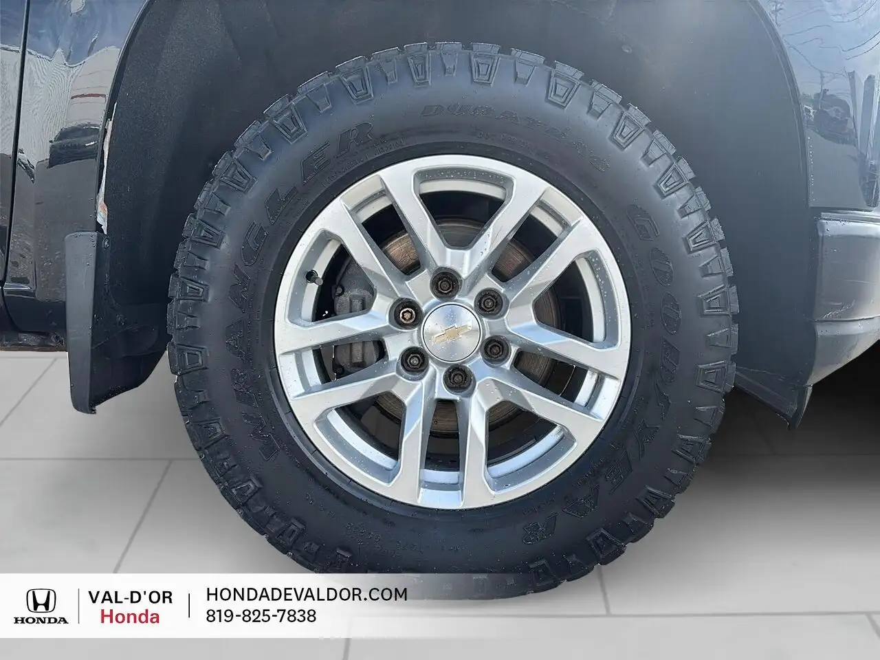 Chevrolet Silverado 1500 снимка Chevrolet Silverado 1500