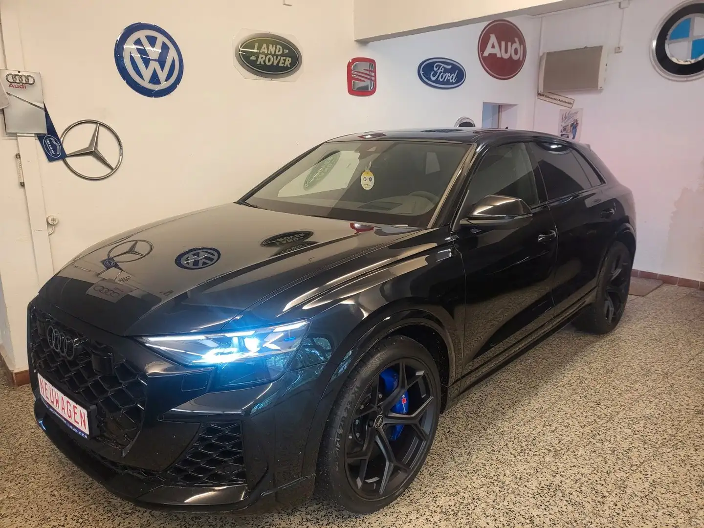 Audi RS Q8 4.0TFSI Perform /STHZG/HUD/PANORAMA/Keramik Schwarz - 1