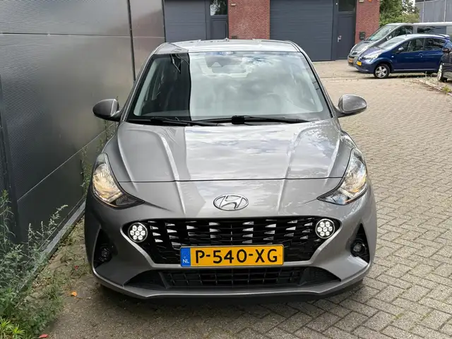 Hyundai I10 view 7