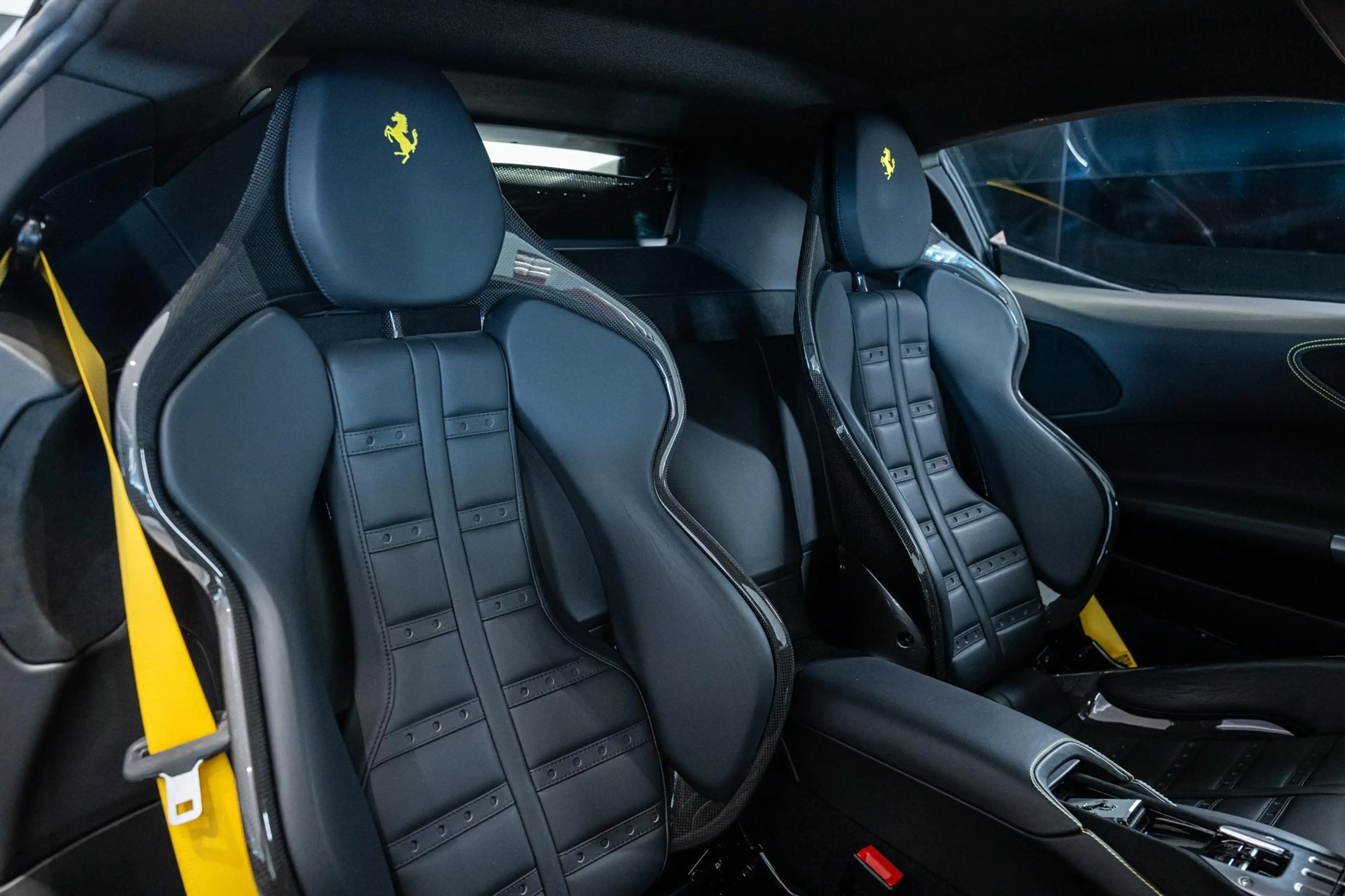 Ferrari SF90 Stradale - Kroymans Ferrari — photo 13