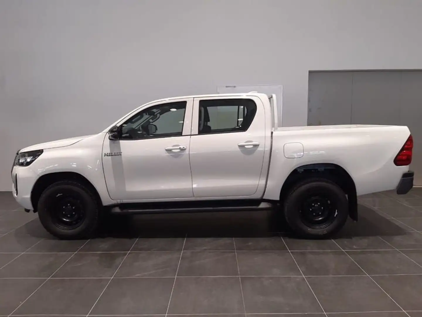Toyota Hilux 2.8 D-4D 4WD 4 porte Double Cab Comfort bijela - 2