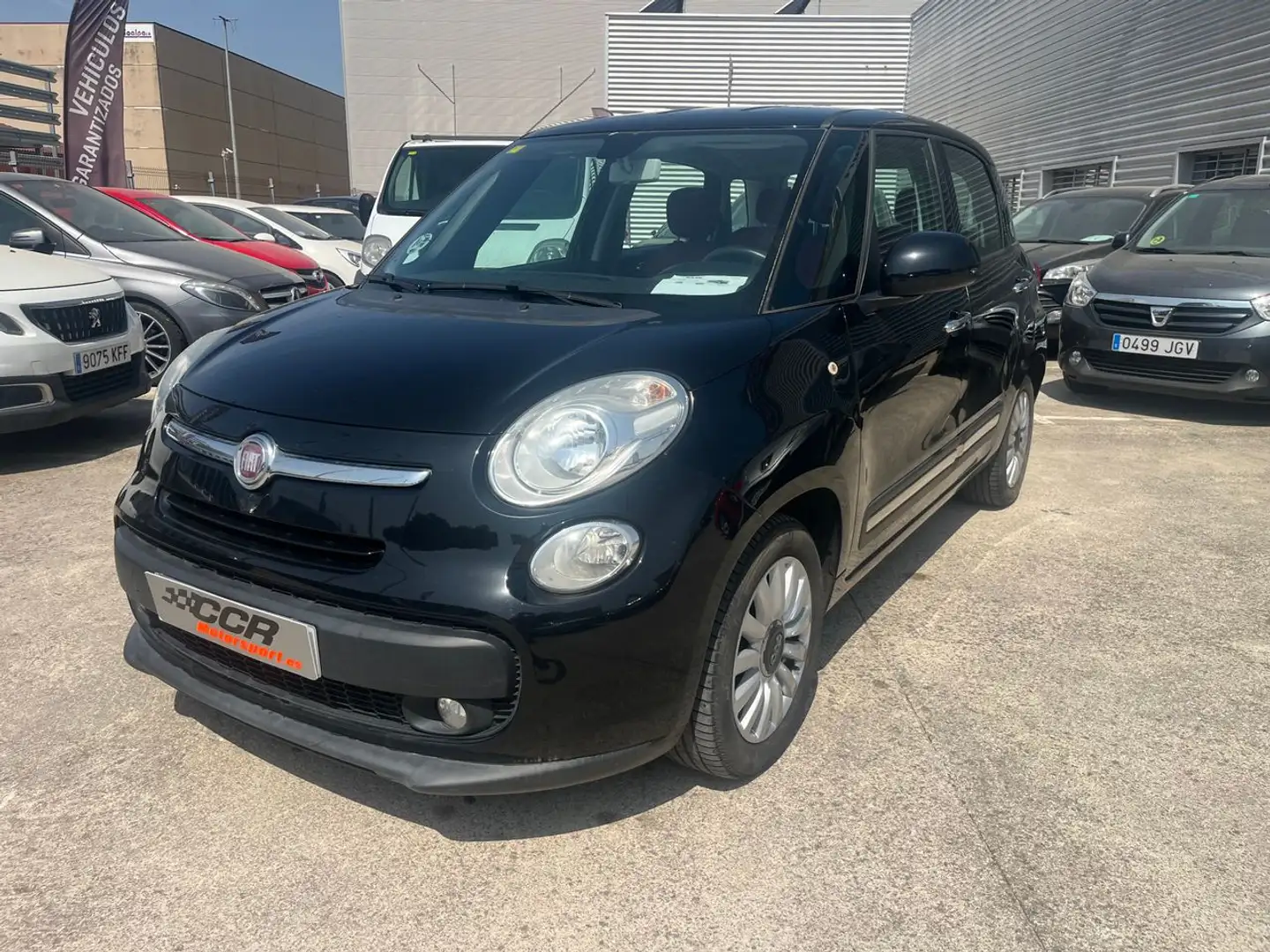 Fiat 500L MULTIJET Negro - 1
