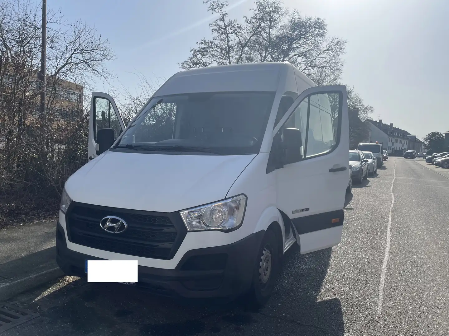 Hyundai H 350 H350 Cargo L2H2 EU6 S Weiß - 1