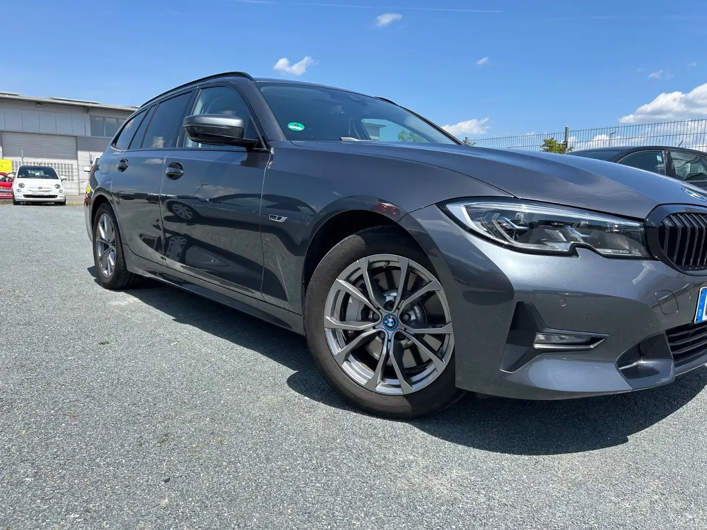 BMW 330 e Touring "Sport Line" 36 Monate Garantie* Gris - 2