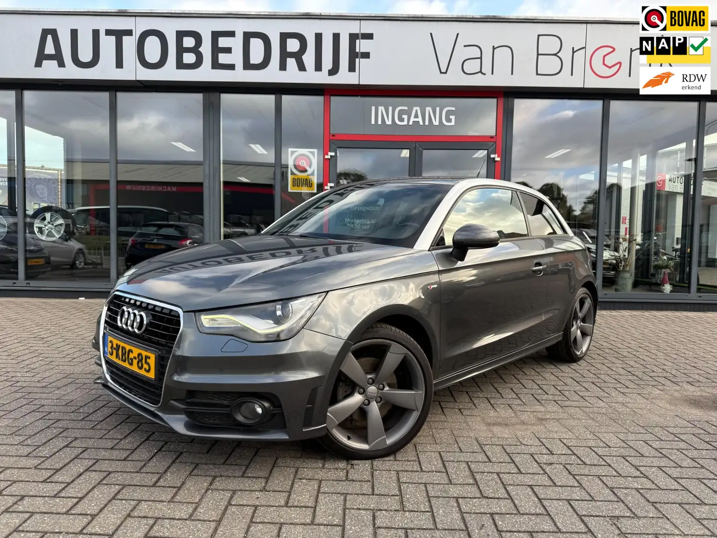 Audi A1 1.4 TFSI 2X S-line | Xenon | Half-leder | Stoelver Gris - 1