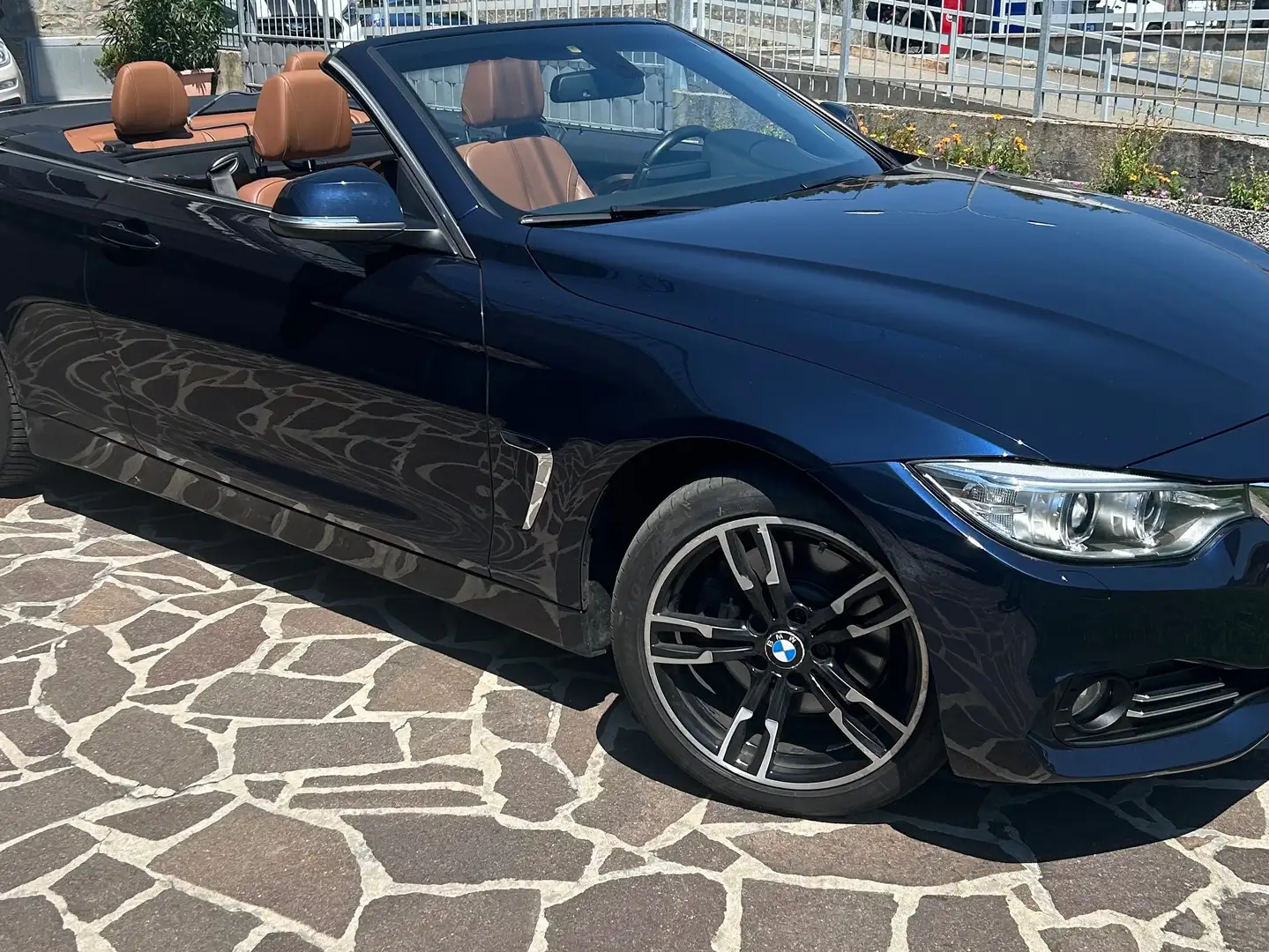 BMW 428 Serie 4 F33 Cabrio 428iA Cabrio xdrive Luxury plava - 1