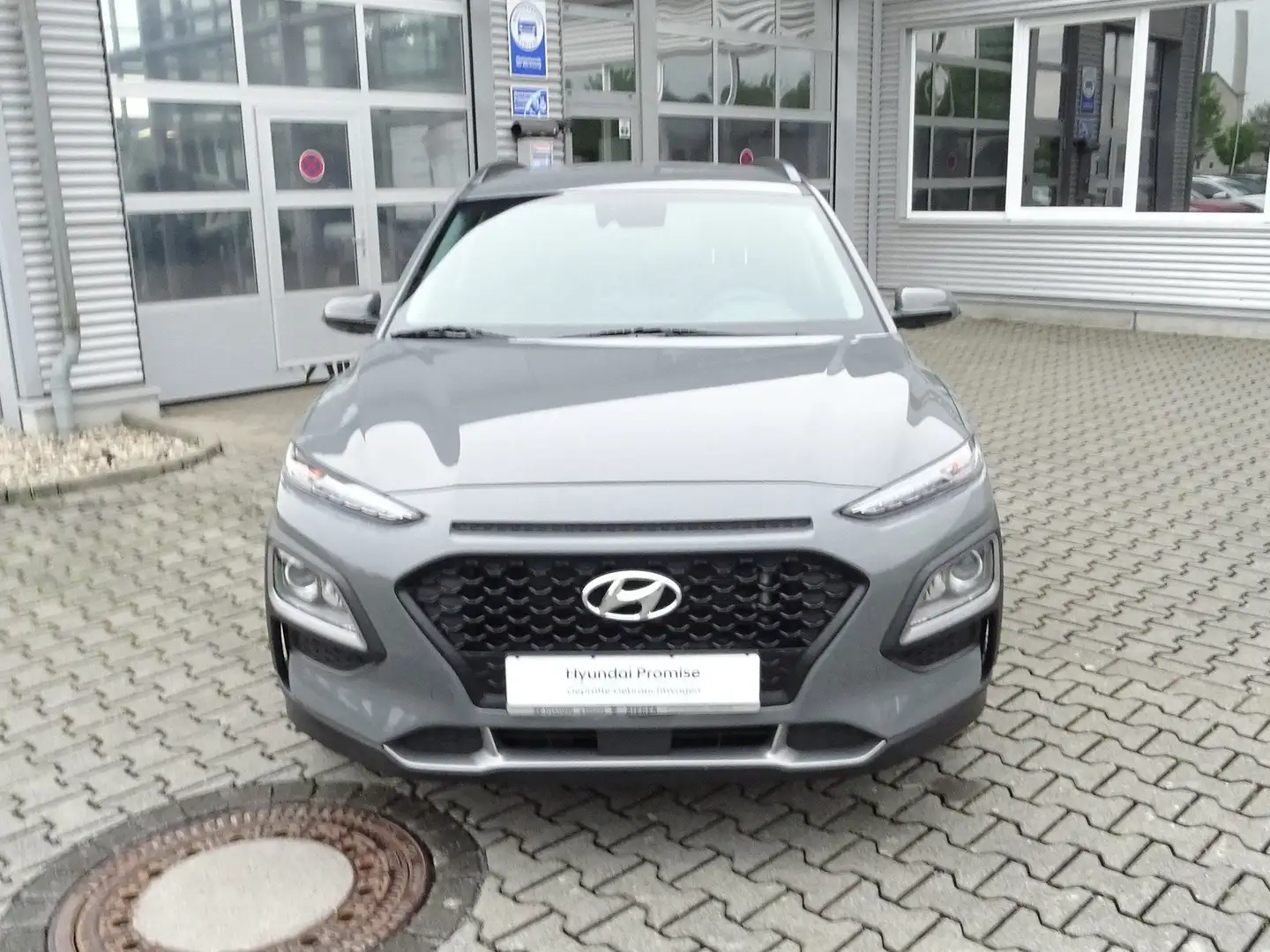 Hyundai KONA Hybrid 1.6 GDI DCT Advantage Navi Kamera Alu WKR Grau - 2