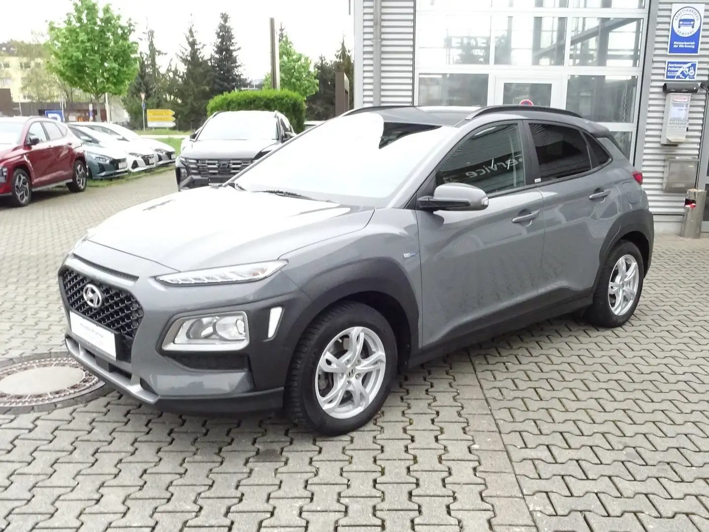Hyundai KONA Hybrid 1.6 GDI DCT Advantage Navi Kamera Alu WKR Grau - 1