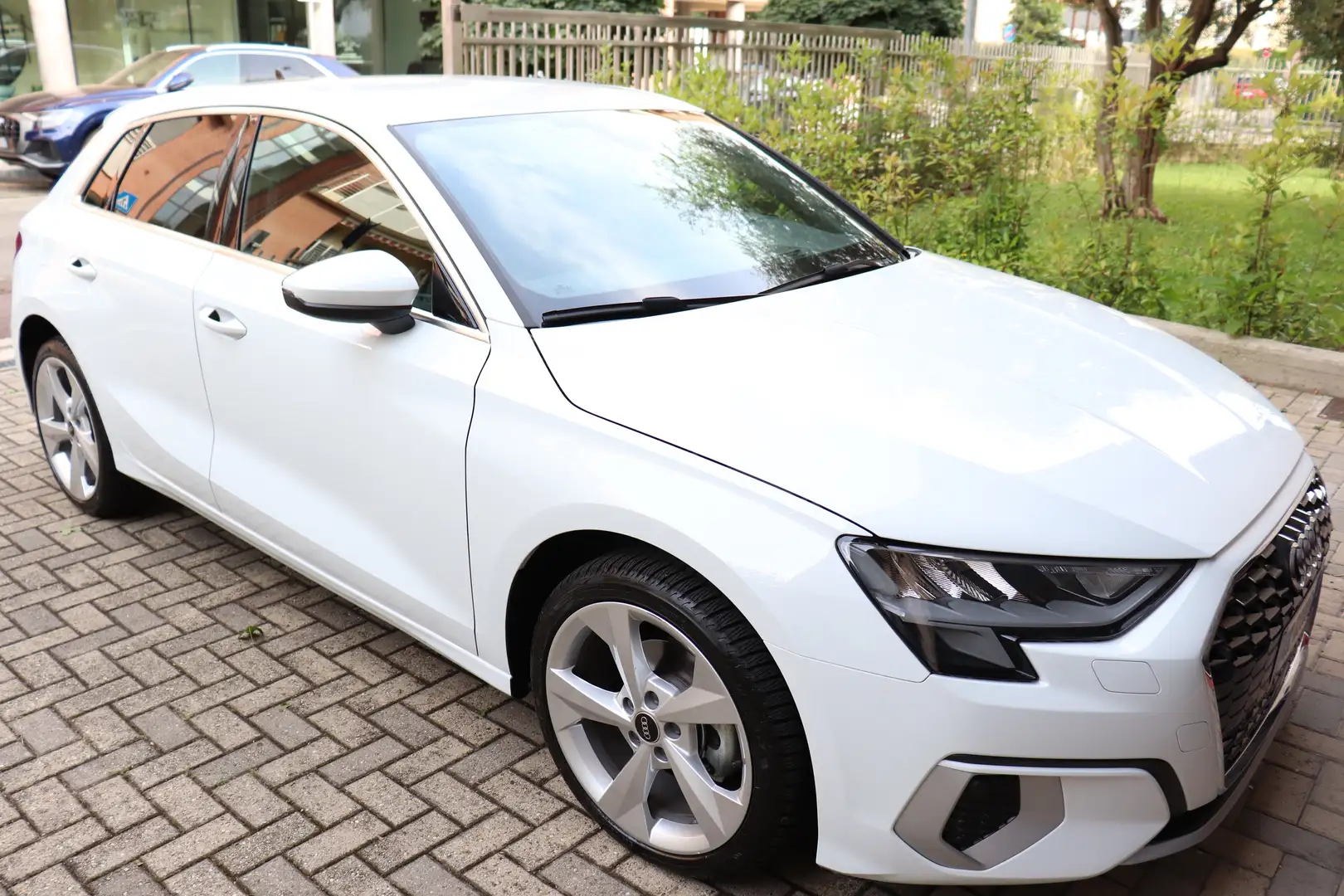 Audi A3 SPORTBACK 35 2.0 TDI BUSINESS ADVANCED S-TRONIC Blanc - 2