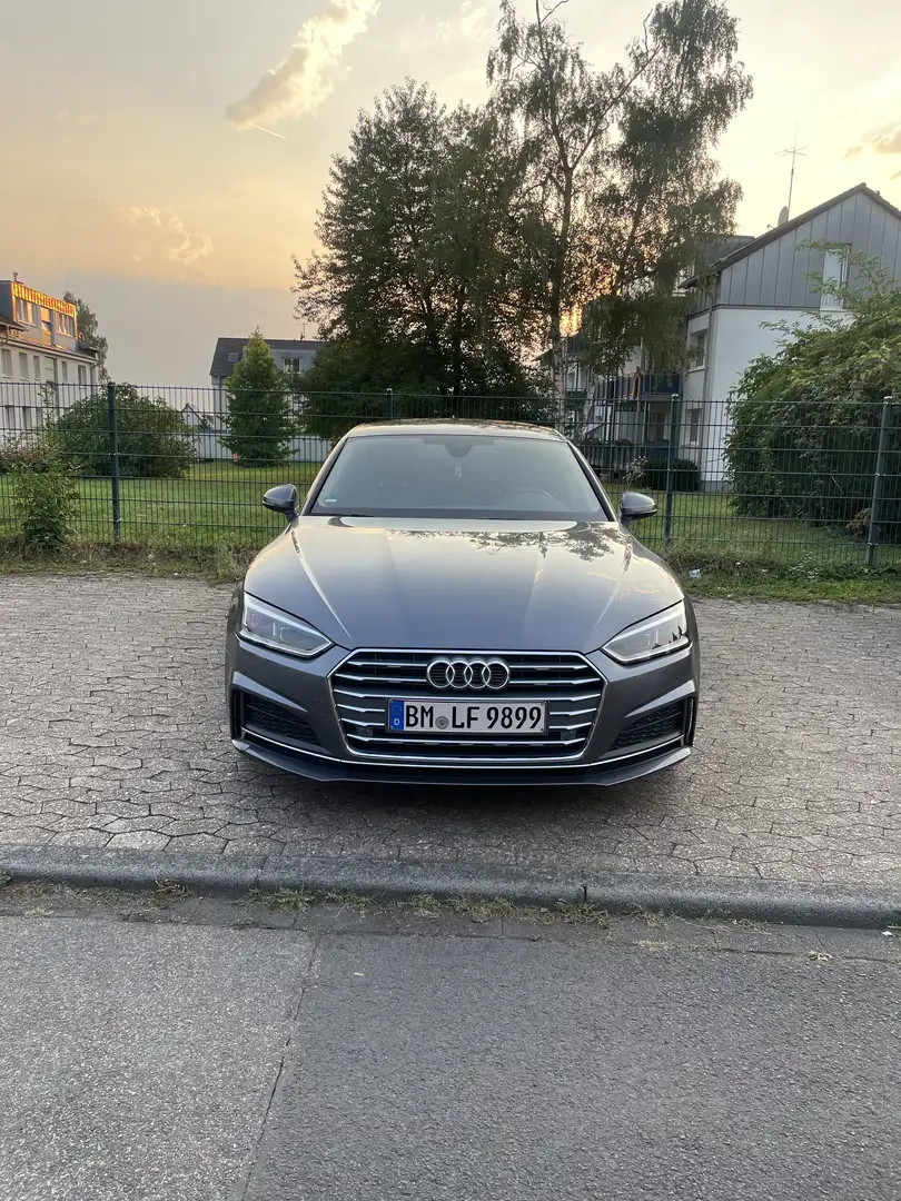 Audi A5 35 TDI basis Grau - 1
