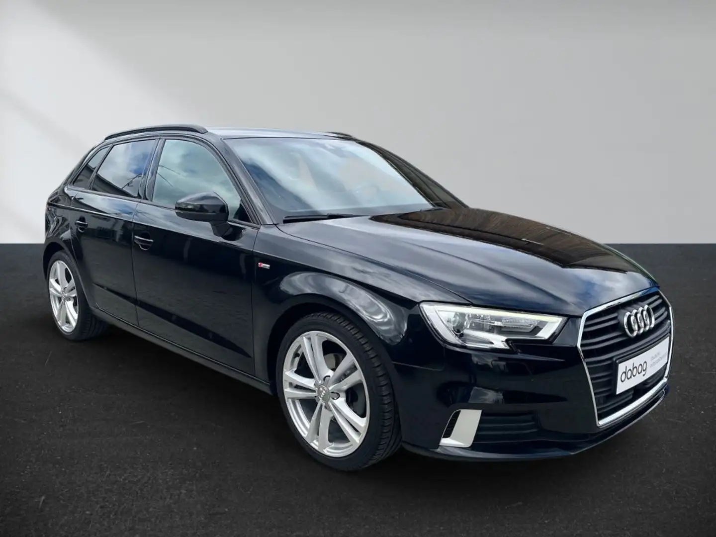 Audi A3 30 TFSI Sportback sport Schwarz - 2