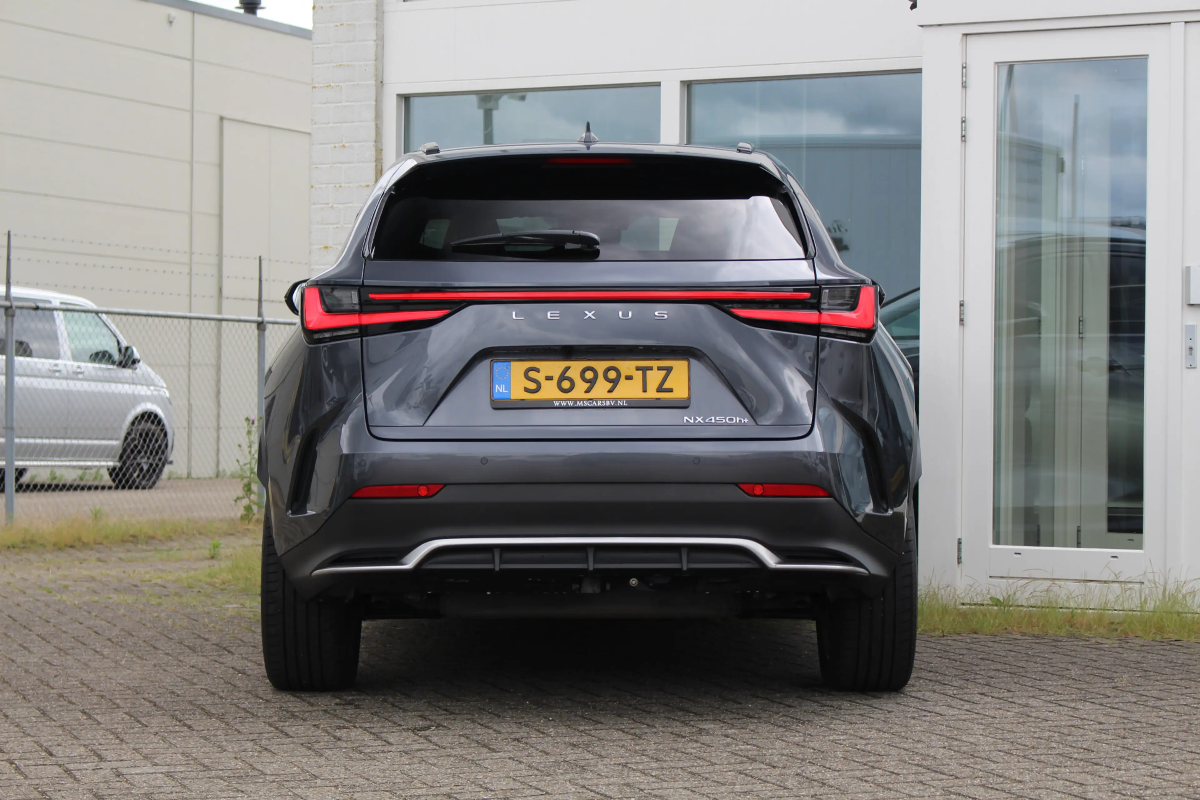 Lexus NX 450h+ AWD F-SPORT I NL-auto! Open dak I Trekhaak I BTW a — photo 4