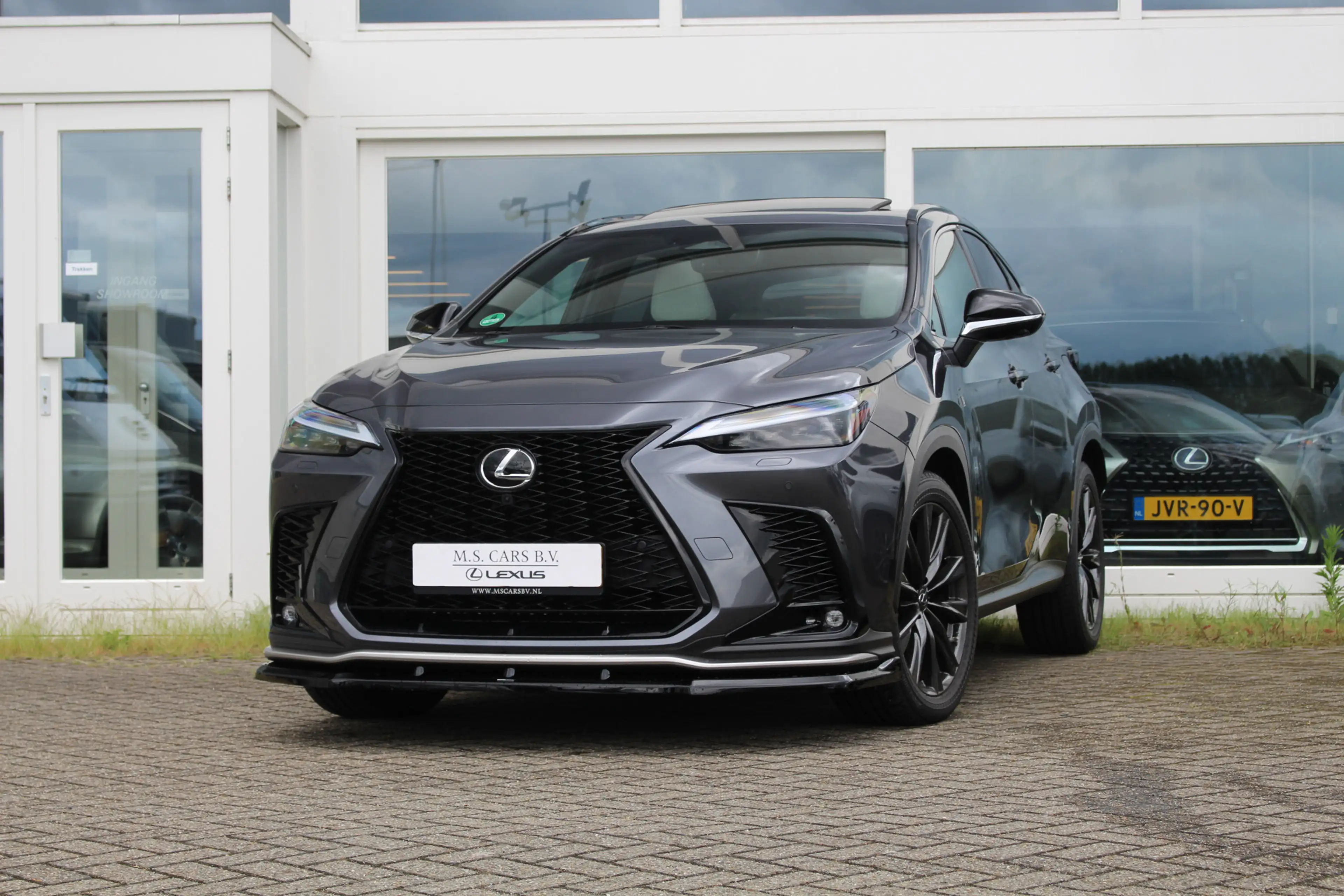 Lexus NX 450h+ AWD F-SPORT I NL-auto! Open dak I Trekhaak I BTW a