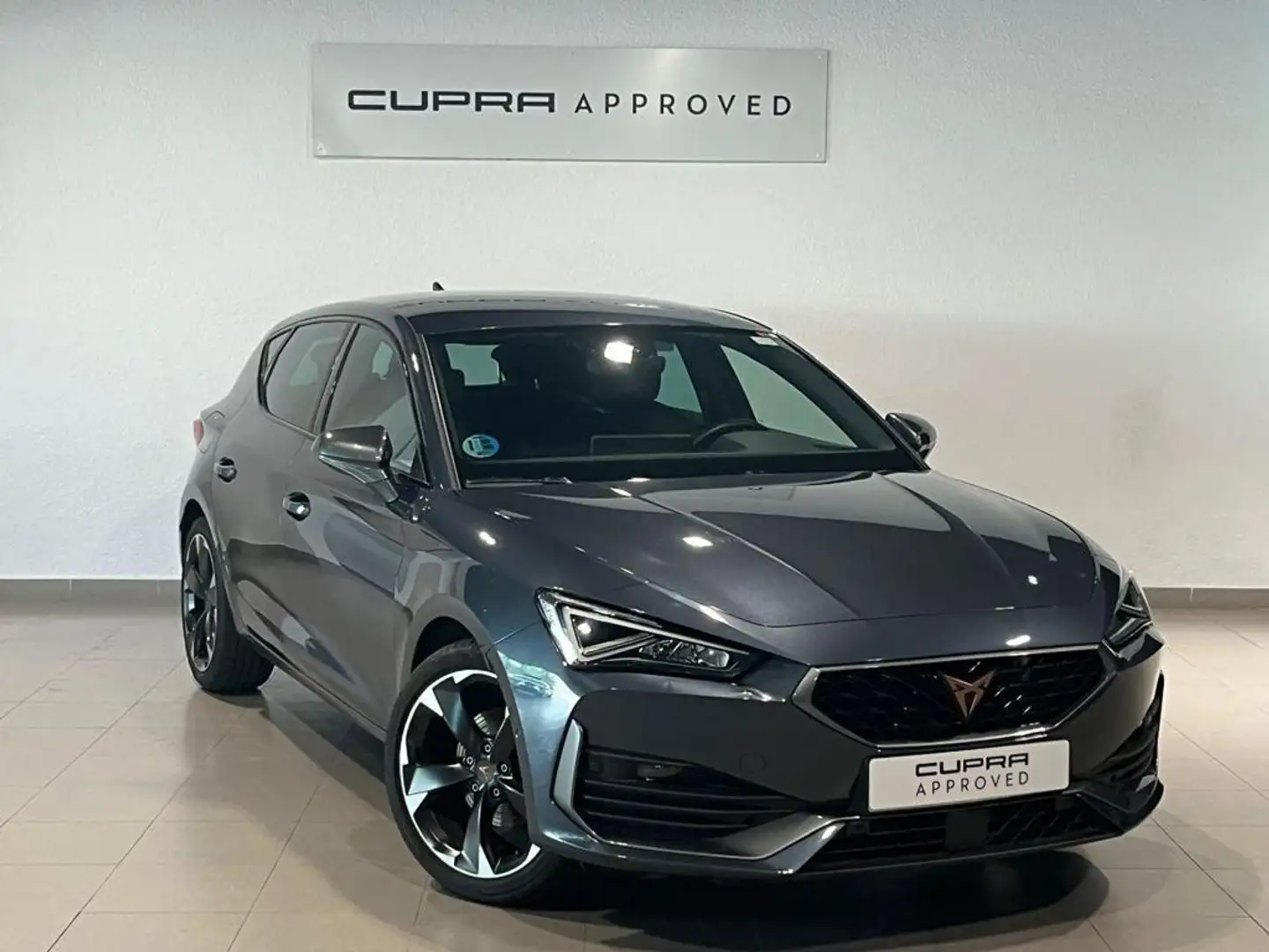 CUPRA Leon 1.5 ETSI DSG 110Kw Gris - 1