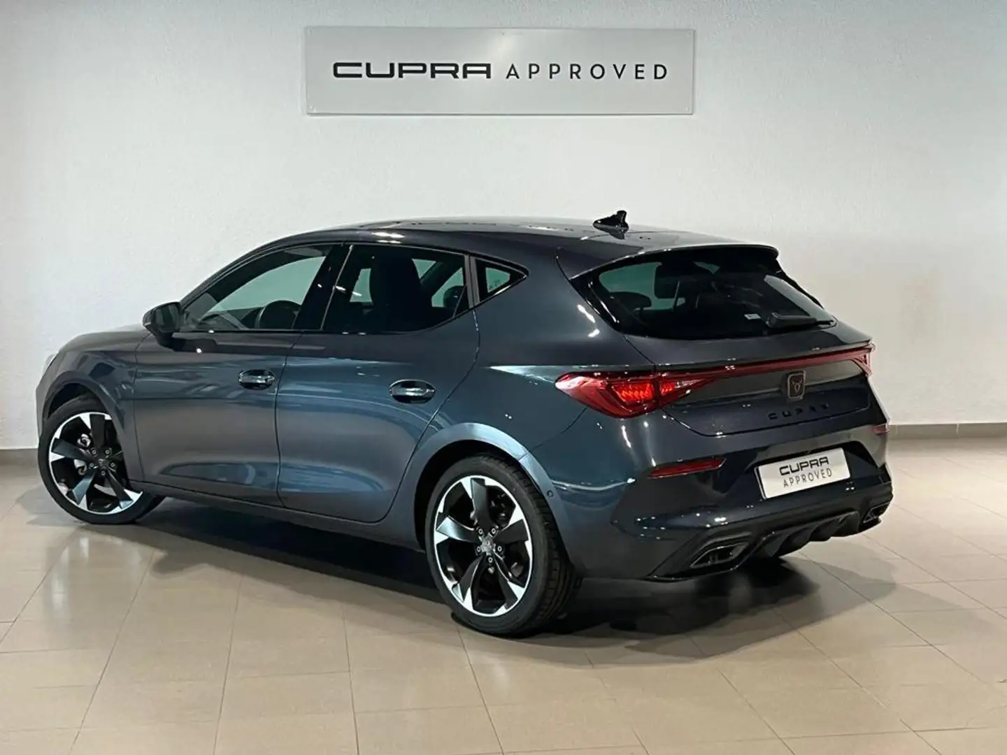 CUPRA Leon 1.5 ETSI DSG 110Kw Gris - 2