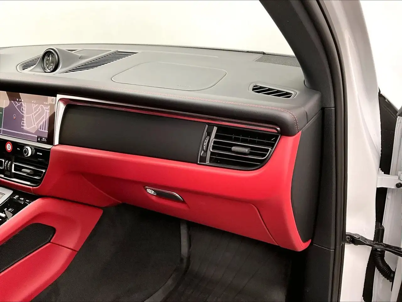 Porsche Macan снимка Porsche Macan