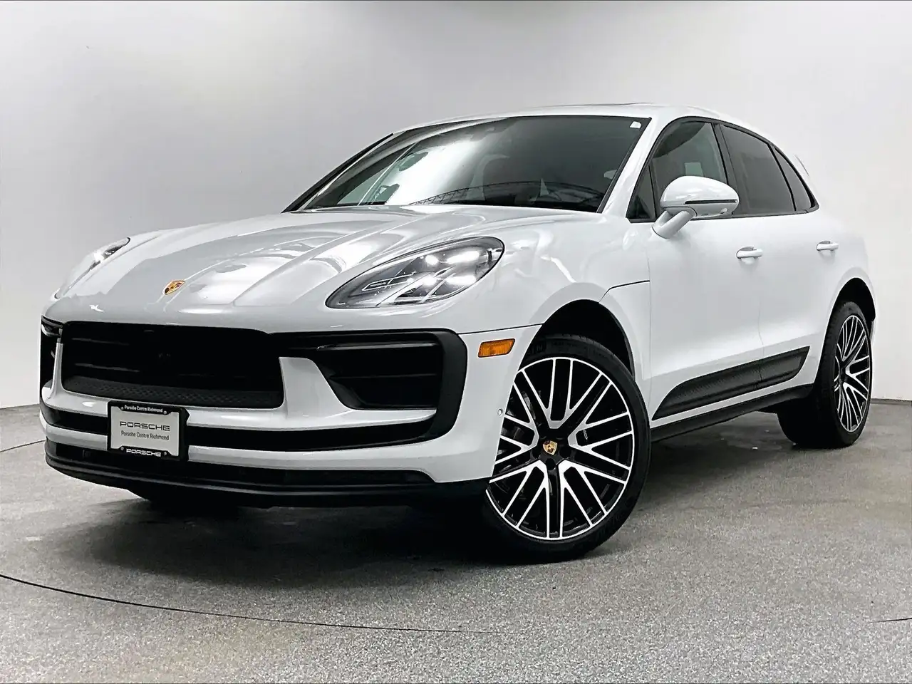 Porsche Macan снимка Porsche Macan