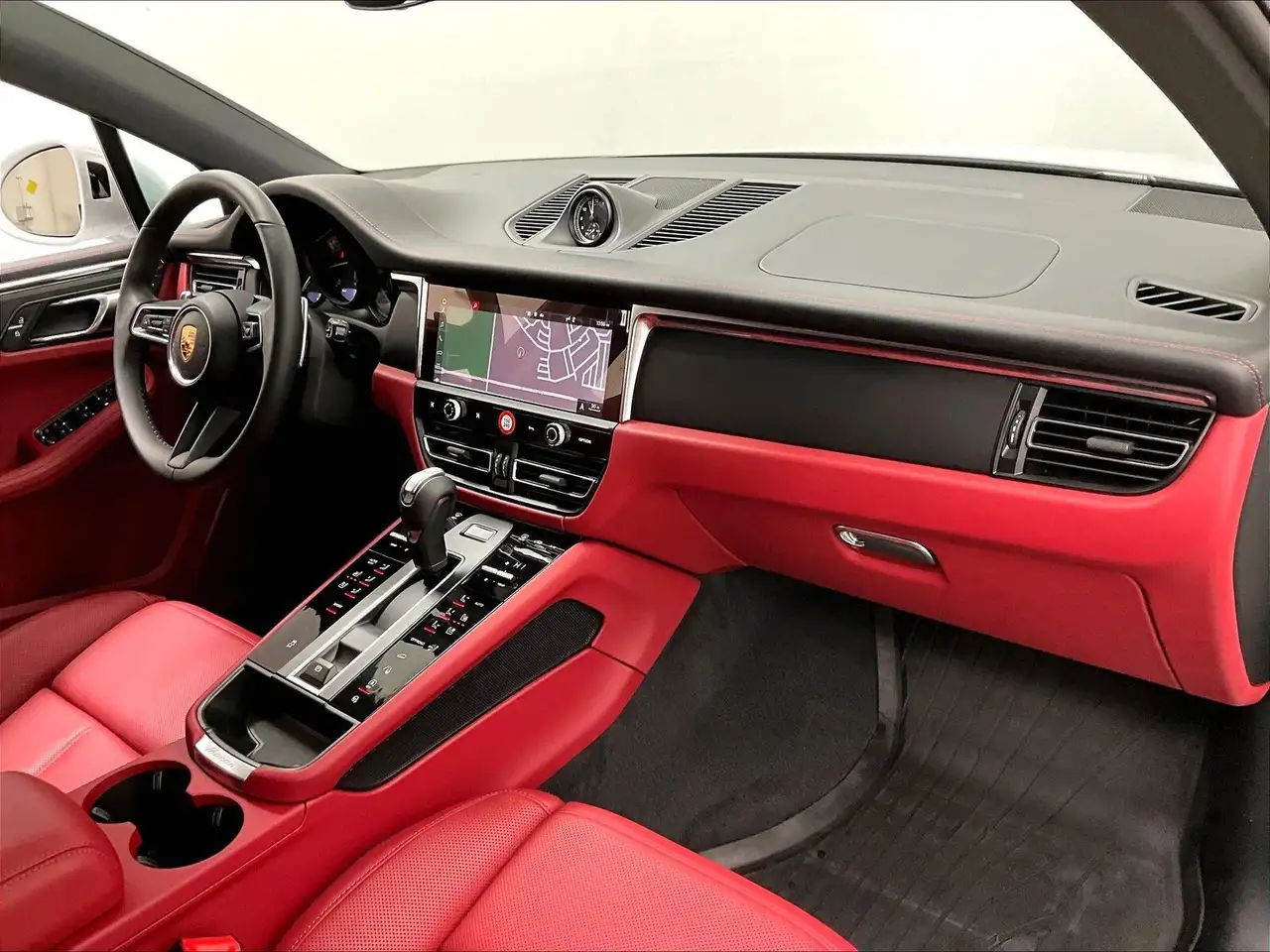 Porsche Macan снимка Porsche Macan