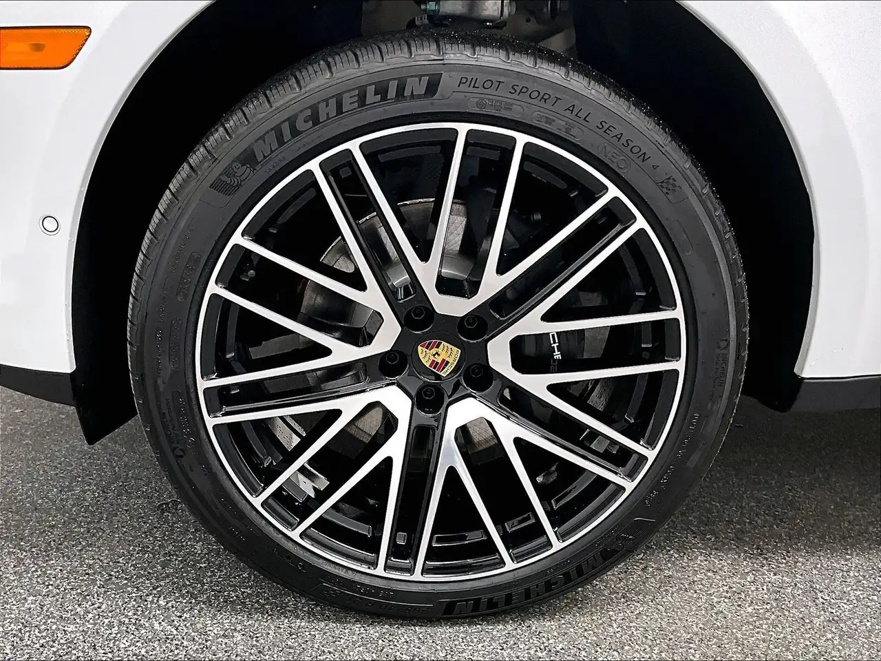 Porsche Macan снимка Porsche Macan