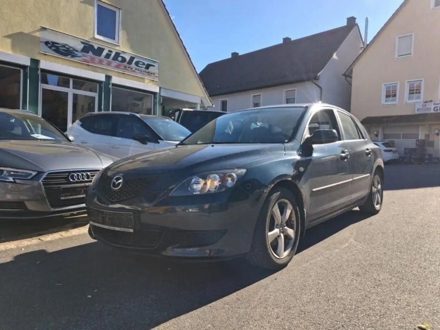 Mazda 3 Lim. 1.6 Comfort EURO6+TÜV 11/2025+RADIO Grün - 1