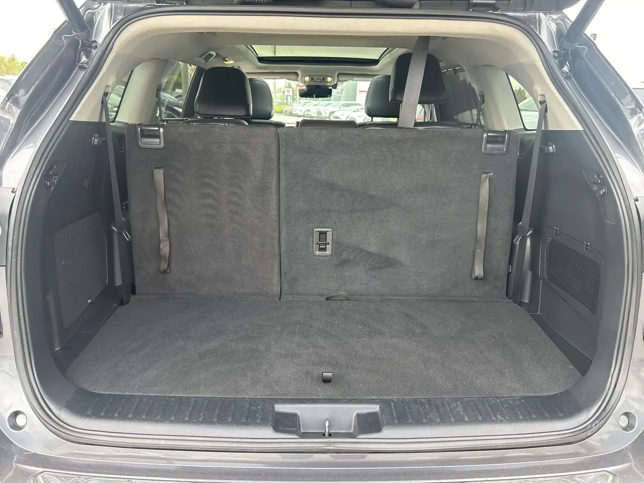 Toyota Highlander снимка Toyota Highlander