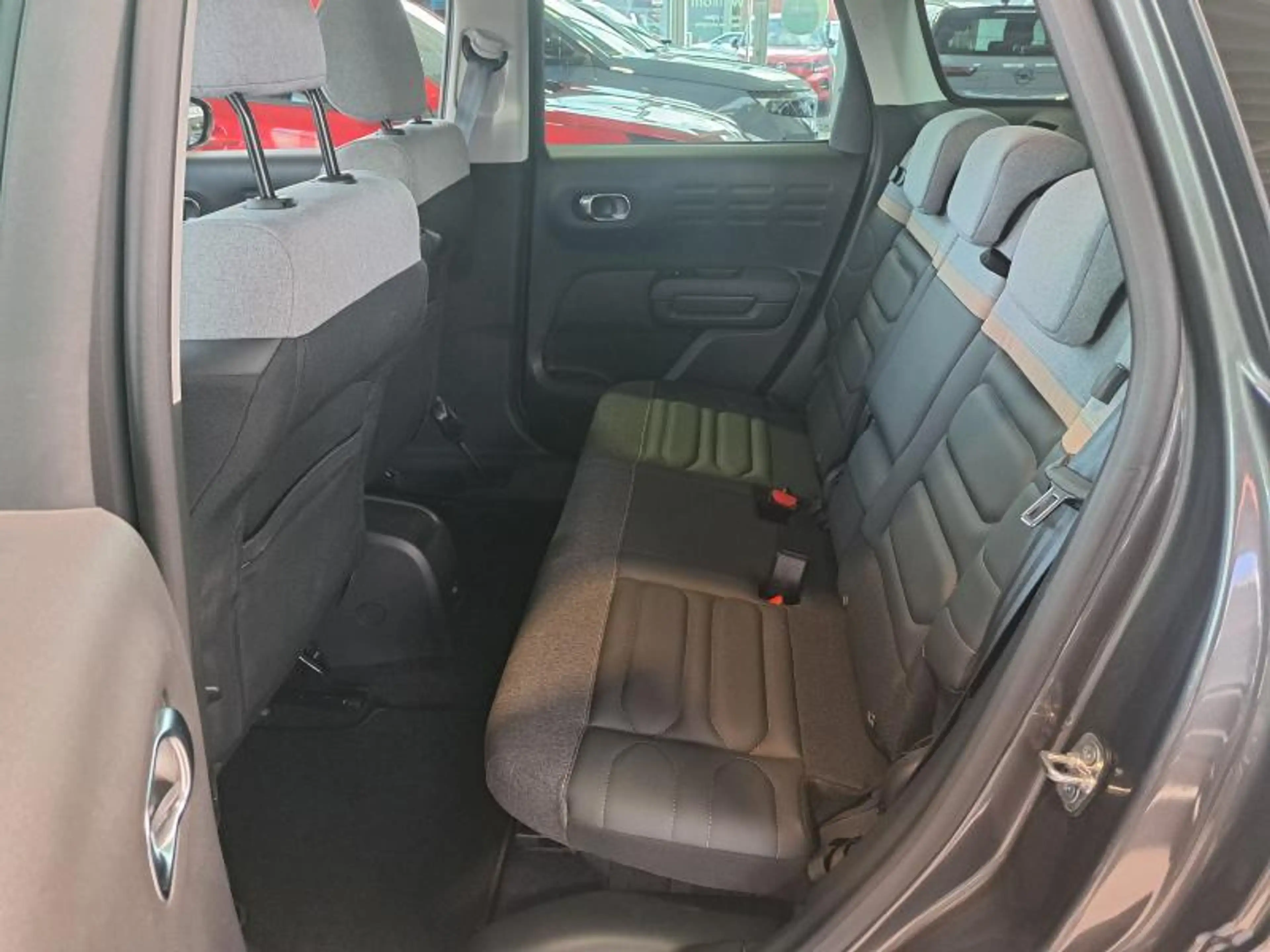Citroen C3 Aircross Aircross MAX 1.2 PURETECH 130 EAT 6 — photo 11
