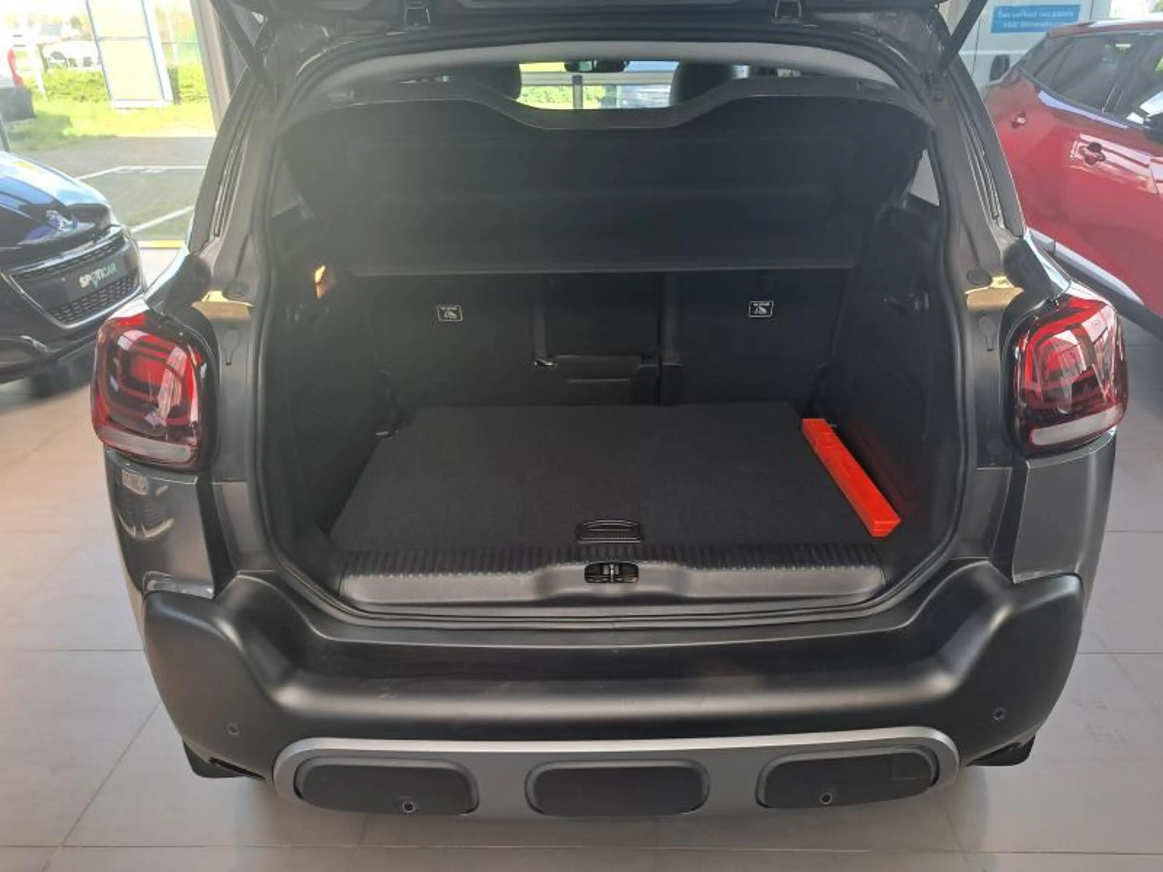 Citroen C3 Aircross Aircross MAX 1.2 PURETECH 130 EAT 6 — photo 10