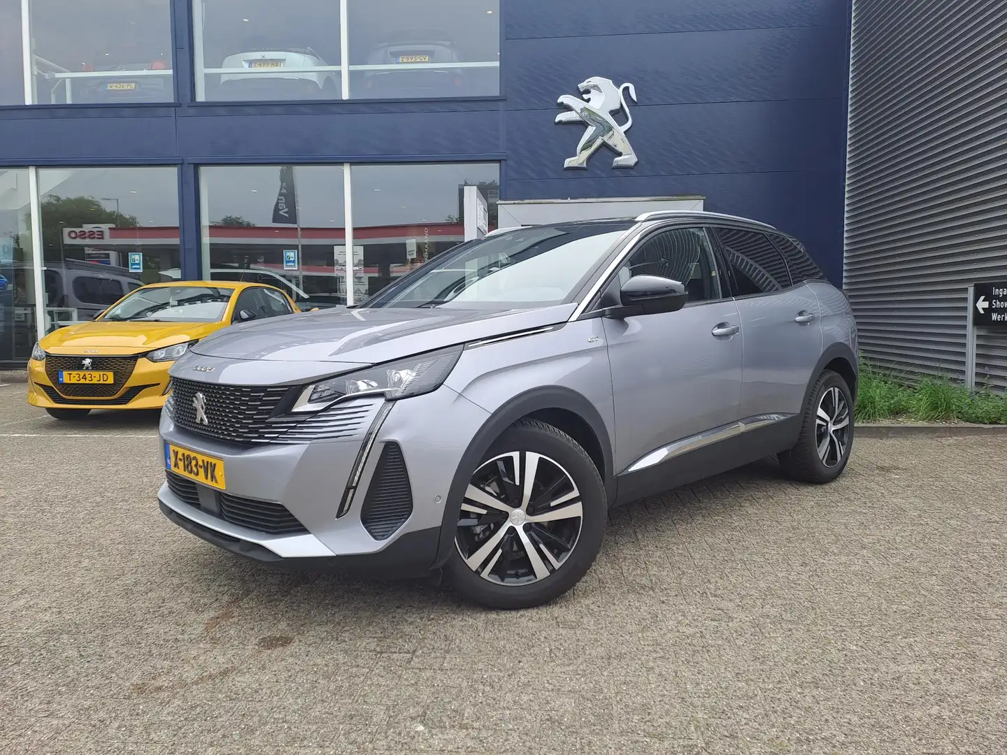 Peugeot 3008 1.2 Hybrid 136 GT Gris - 1