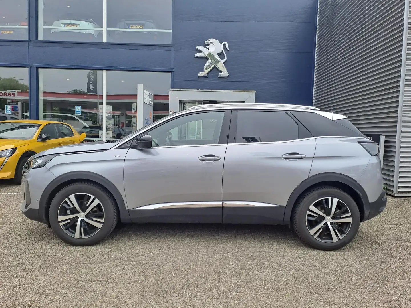 Peugeot 3008 1.2 Hybrid 136 GT Gris - 2