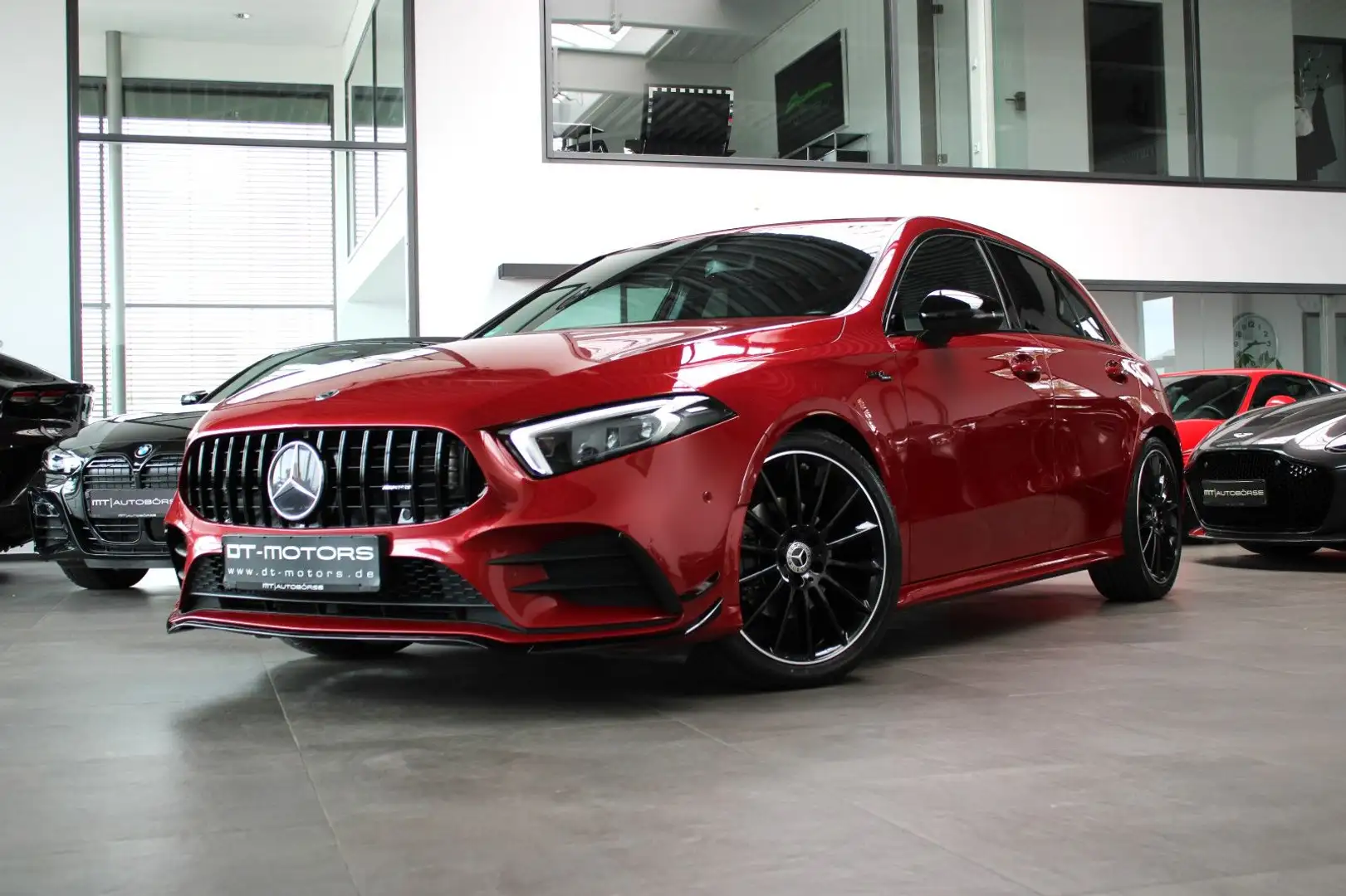 Mercedes-Benz A 200 D EXKLUSIV IN A 45 AMG LOOK DESIGNO ROT ! Rot - 1