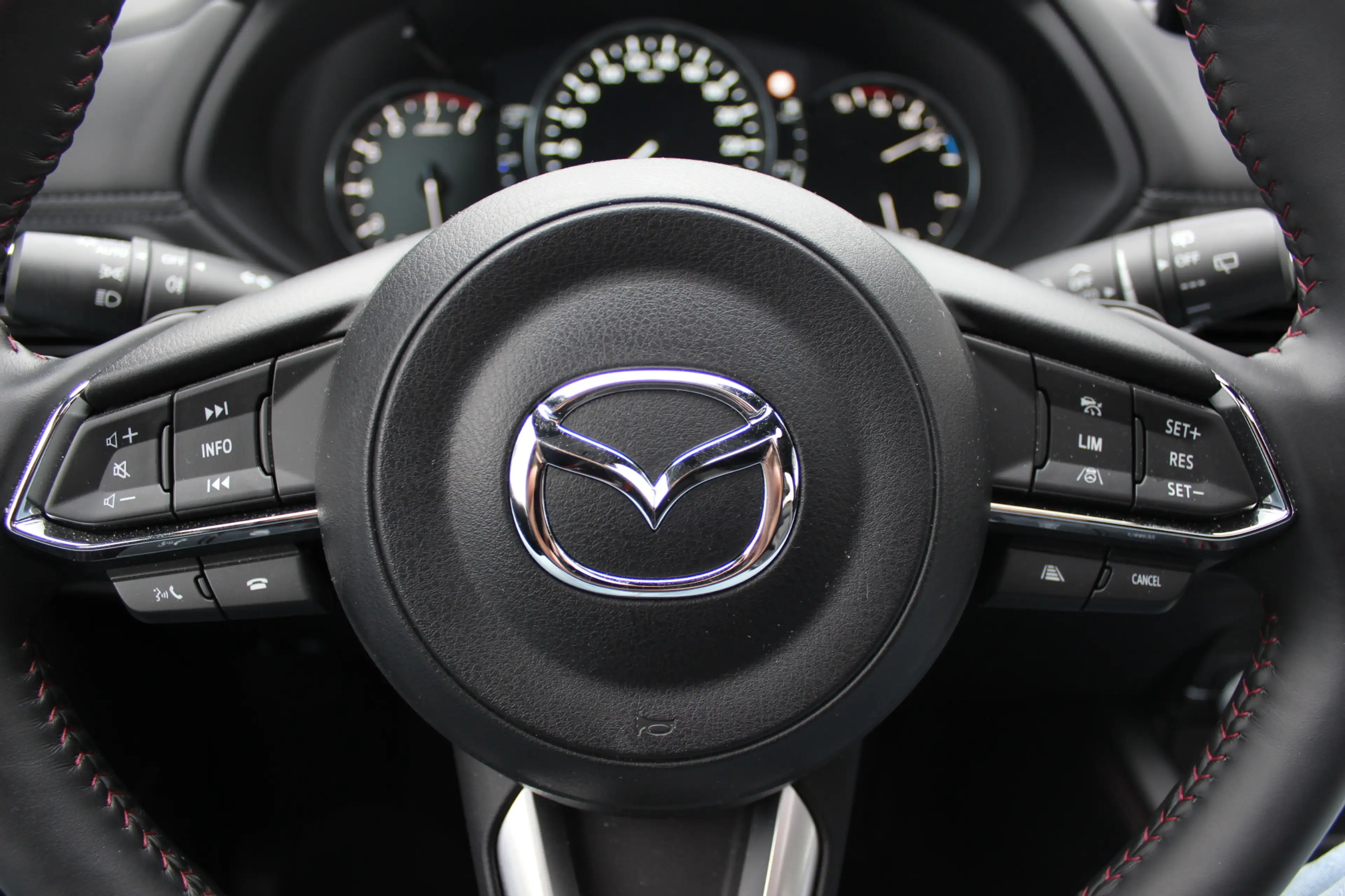 Mazda CX-5 2.0 e-SkyActiv-G M Hybrid 165 Homura / Trekhaak / — photo 31