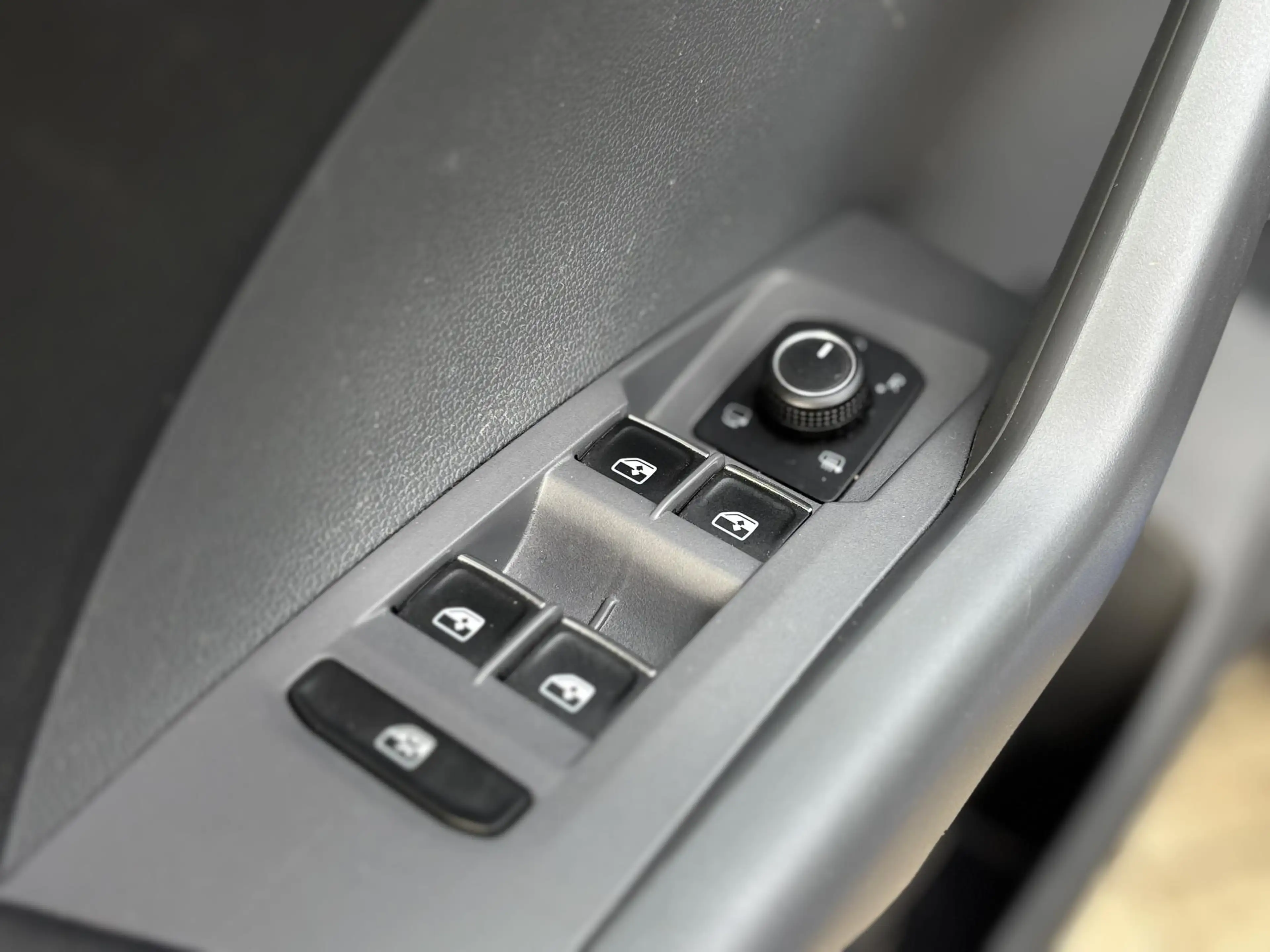 Volkswagen T-Cross 1.5 TSI Style Business R | Apple-Android | Stoel-V — photo 8
