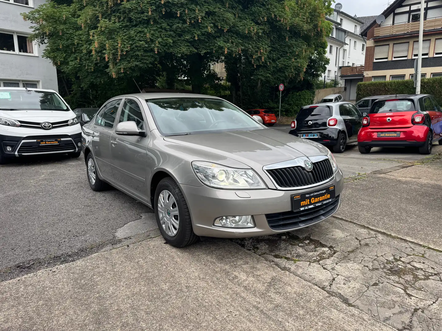 Skoda Octavia Ambiente/Limo/PDC/Xenon/1.Hand Beige - 1