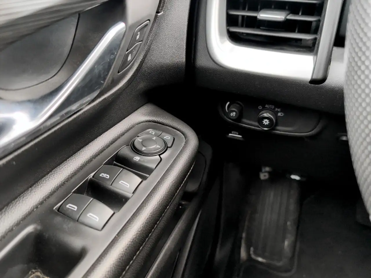 GMC Terrain снимка GMC Terrain