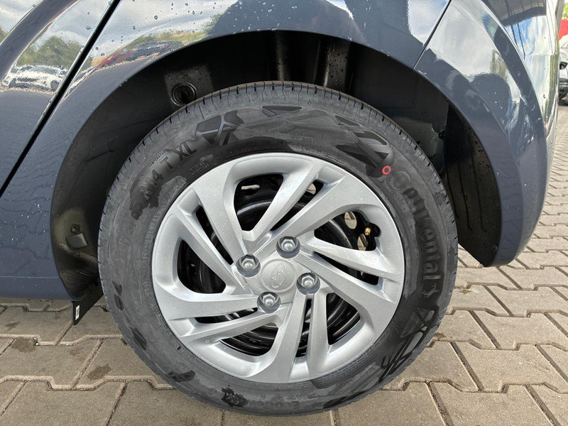 Hyundai i10 4-Sitzer Pure 1,0  Navi/ Einparkhilfe hinten + Kam — photo 10