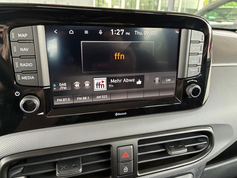 Hyundai i10 4-Sitzer Pure 1,0  Navi/ Einparkhilfe hinten + Kam — photo 15