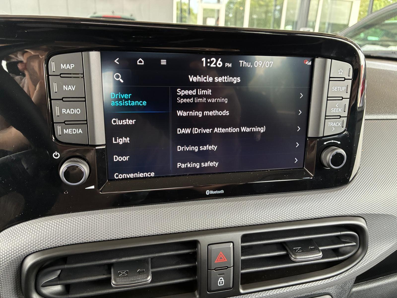 Hyundai i10 4-Sitzer Pure 1,0  Navi/ Einparkhilfe hinten + Kam — photo 14