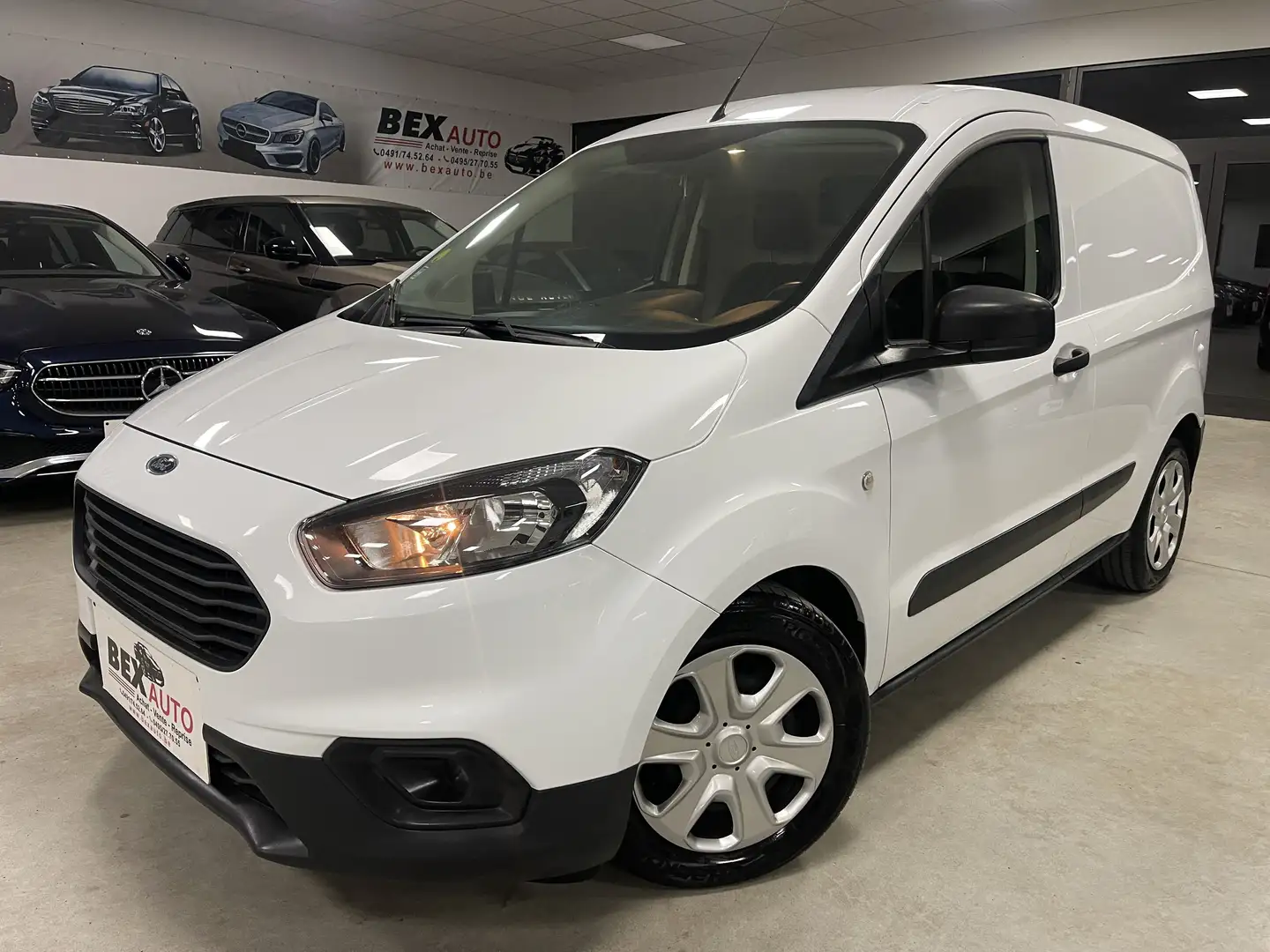 Ford Transit Courier 1.5TDCi*1ERPROP*GARANTIE12MOIS*UTILITAIRE*HTVA8600 Blanc - 1