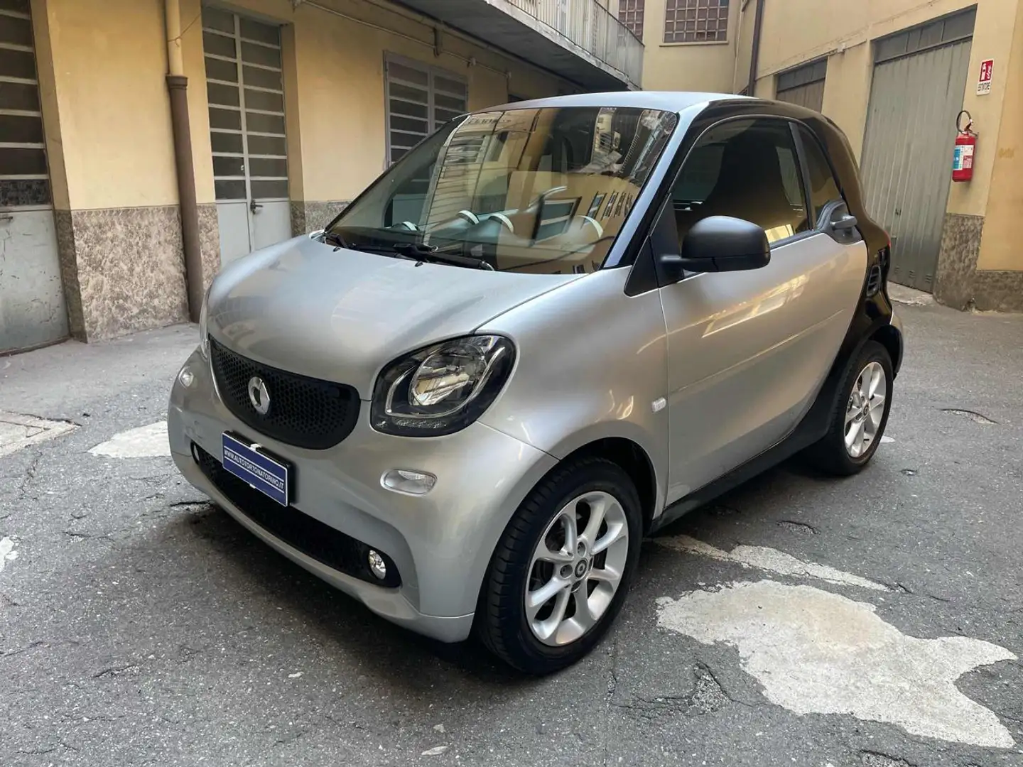 smart forTwo 1.0 Youngster Gris - 1