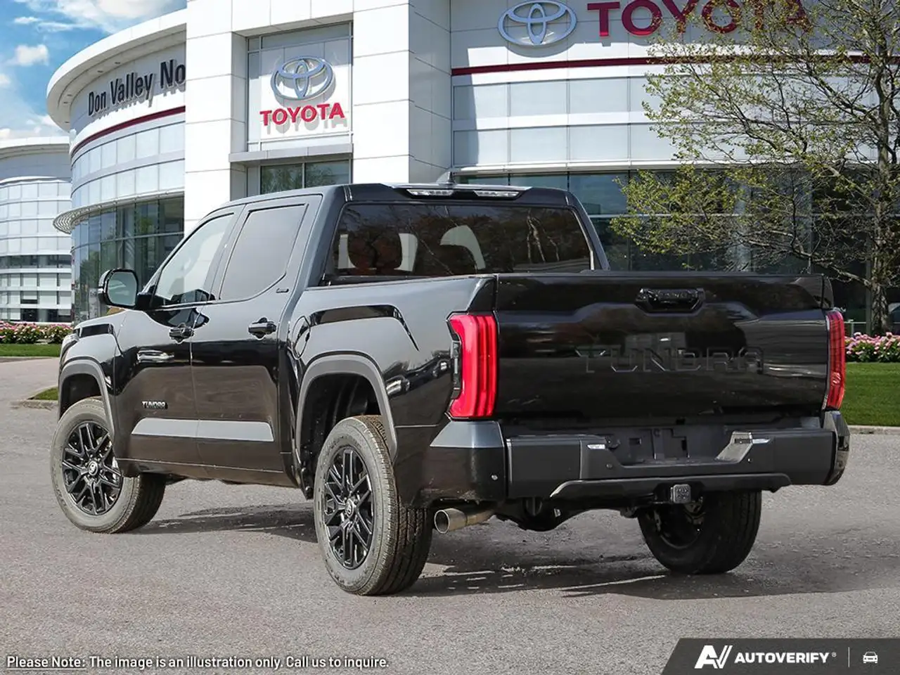 Toyota Tundra снимка Toyota Tundra